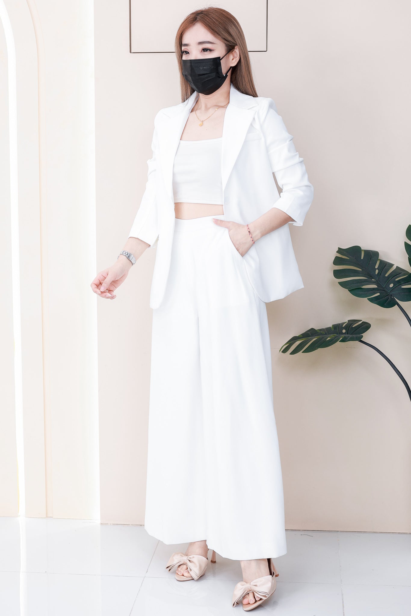【SS2516】高品质两件式Oversized OL LOOK 气质西装套装 V翻领长袖西装外套➕宽腿阔脚西装高腰百搭长裤，有口袋 ❤️❤️