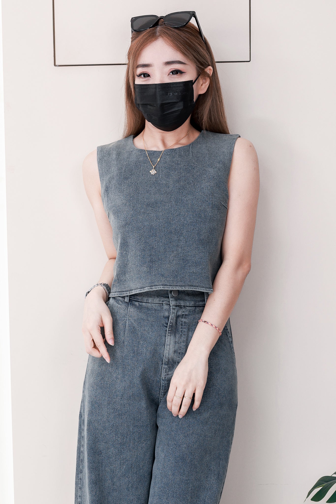 【SS2631】高品质两件式御姐风气质简约牛仔套装 宽松牛仔无袖上衣➕阔脚牛仔高腰百搭短裤，有口袋 ❤️❤️