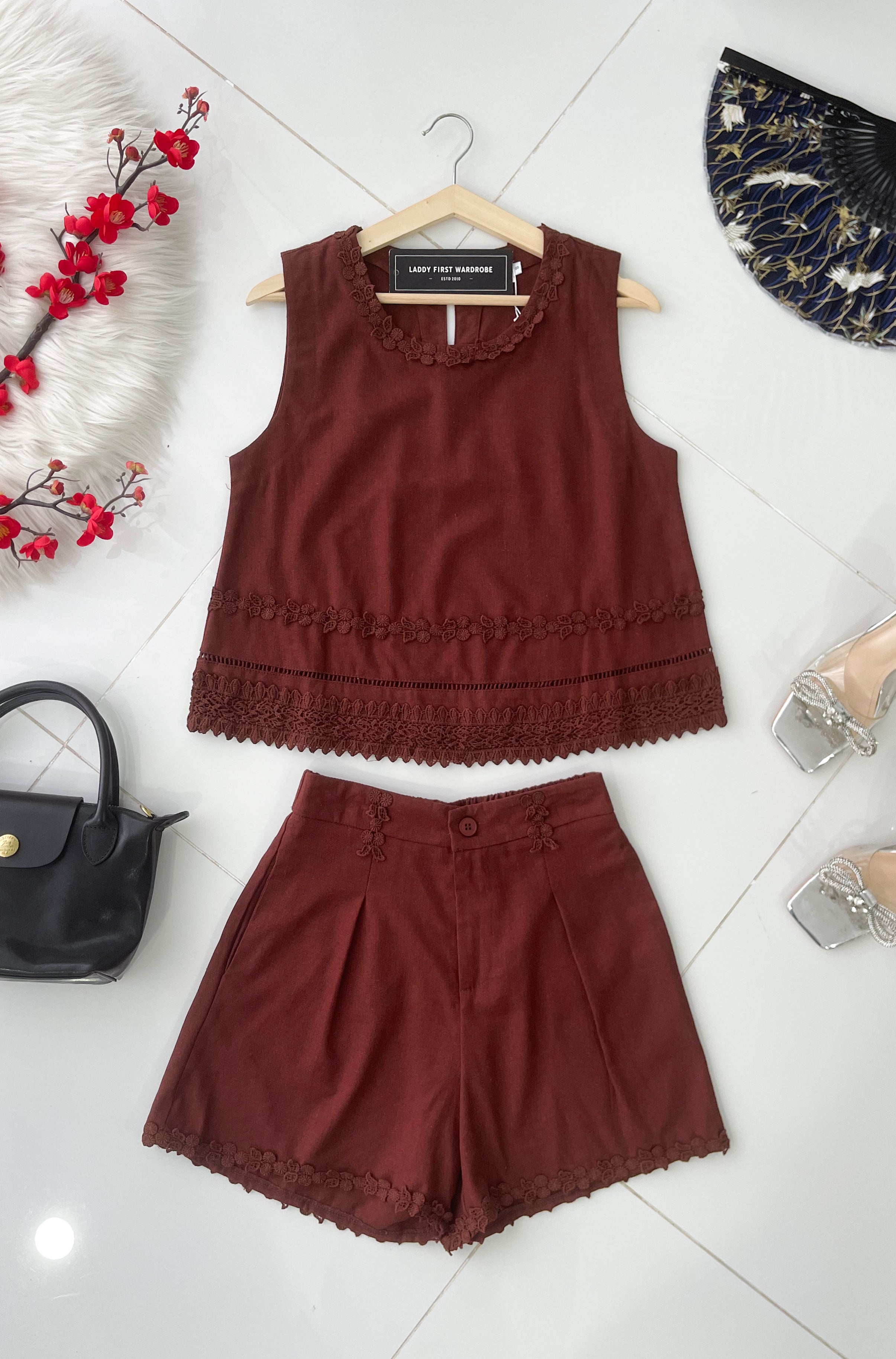 【SS151620】高品质两件式优雅简约时尚棉麻套装 宽松版棉麻无袖上衣➕棉麻高腰百搭短裤，后腰伸缩弹力，有口袋 ❤️❤️