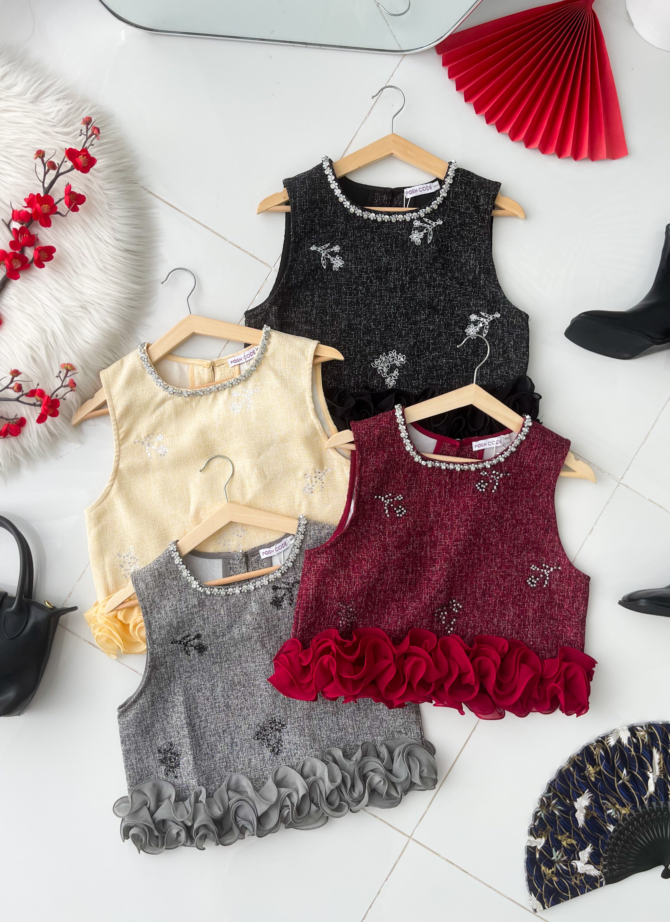 【T14571 / 65238】高品质立体花瓣下摆设计小香风无袖上衣 ❤❤