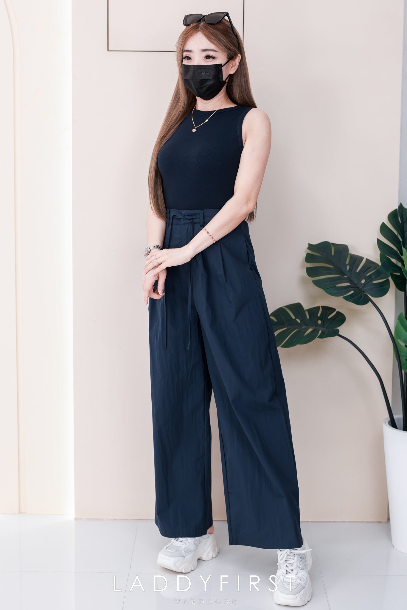 【SS8005】高品质两件式韩式气质休闲套装 螺纹弹力无袖百搭上衣➕气质阔脚高腰百搭长裤，有口袋 ❤️❤️