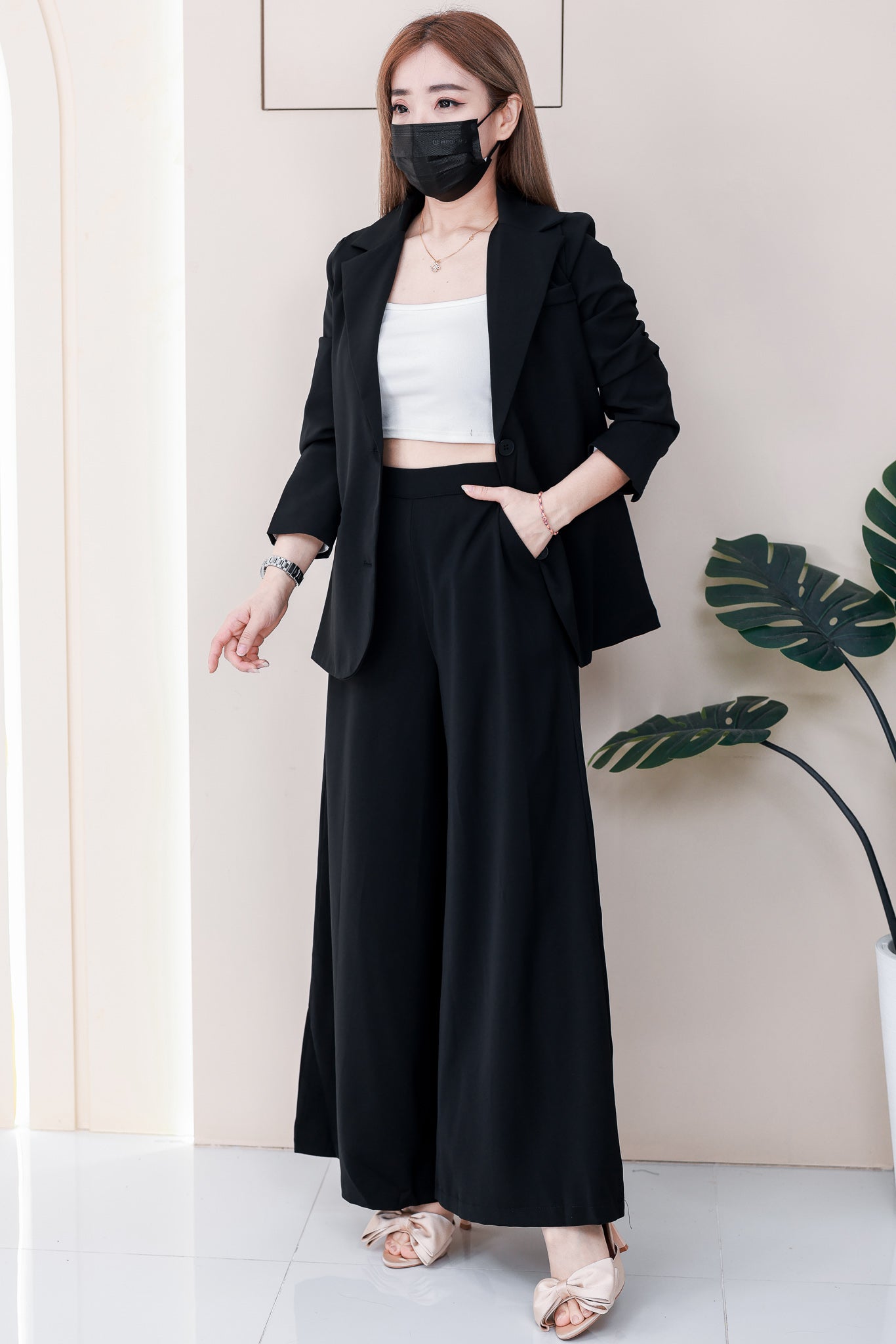 【SS2516】高品质两件式Oversized OL LOOK 气质西装套装 V翻领长袖西装外套➕宽腿阔脚西装高腰百搭长裤，有口袋 ❤️❤️