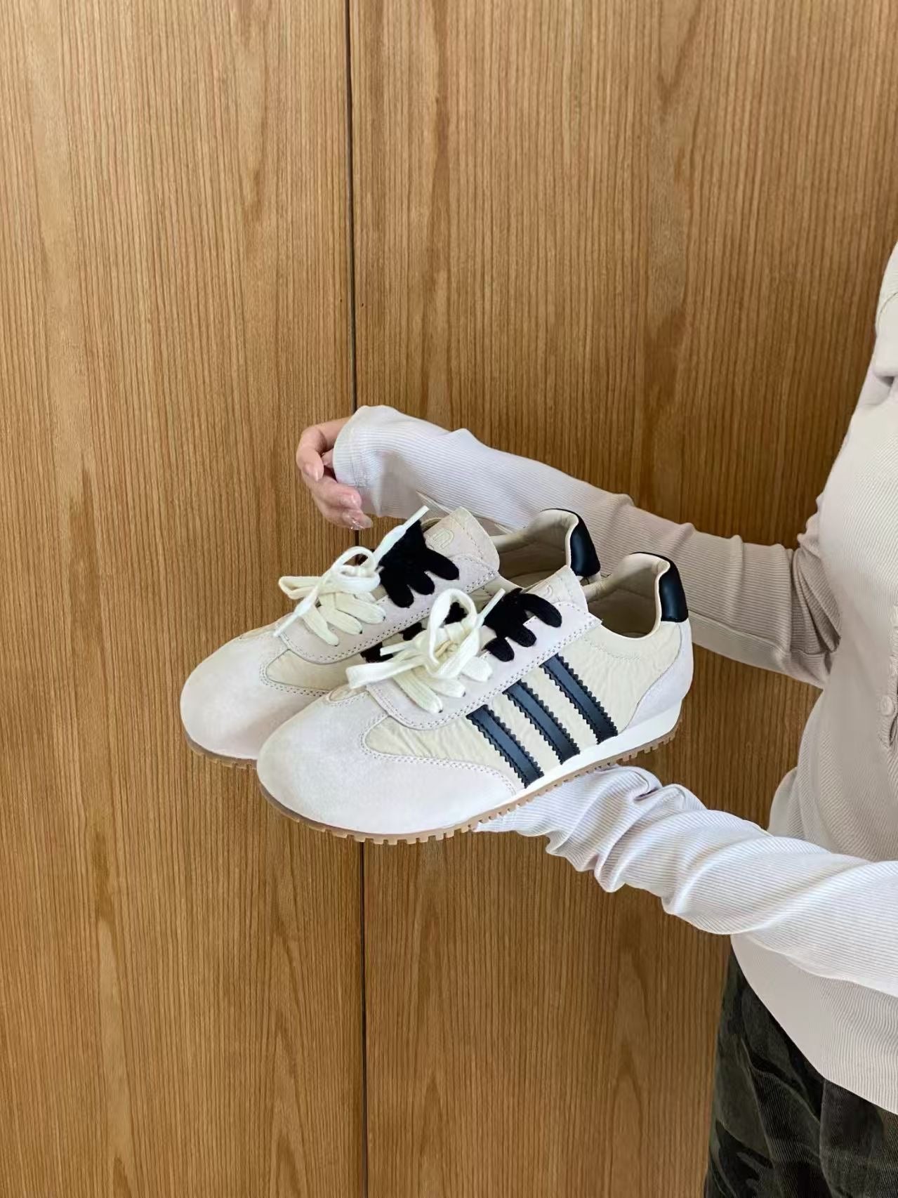 【RX1213-3】🔅精选预售款🔅 高质量韩系芒果头内增三条杠德训鞋子 ❤️