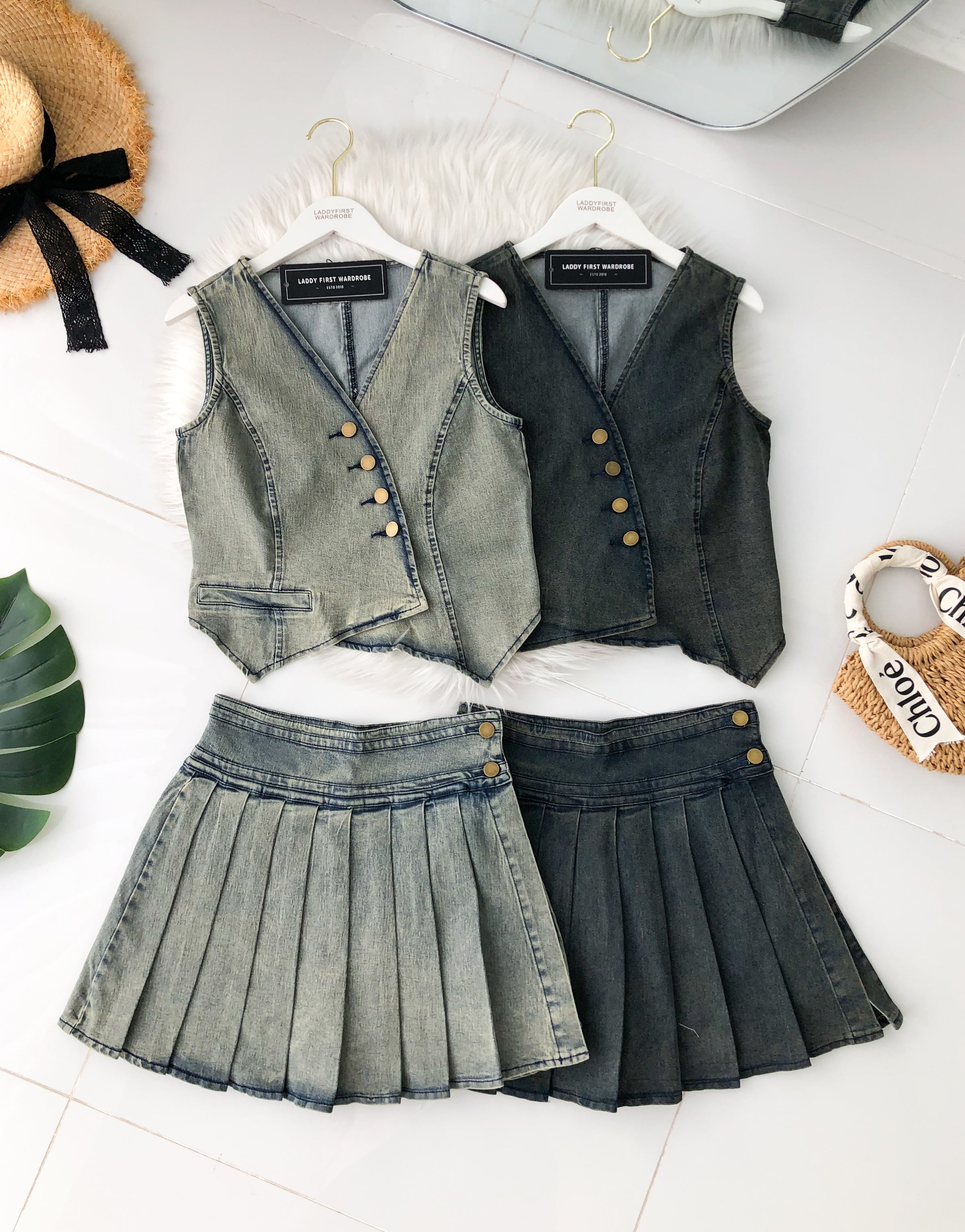 【SS121513】高品质两件式COTTON JEAN牛仔减龄马甲式套装 马甲式牛仔上衣➕百褶牛仔高腰裤裙 ❤️❤️【A-R2-C6】