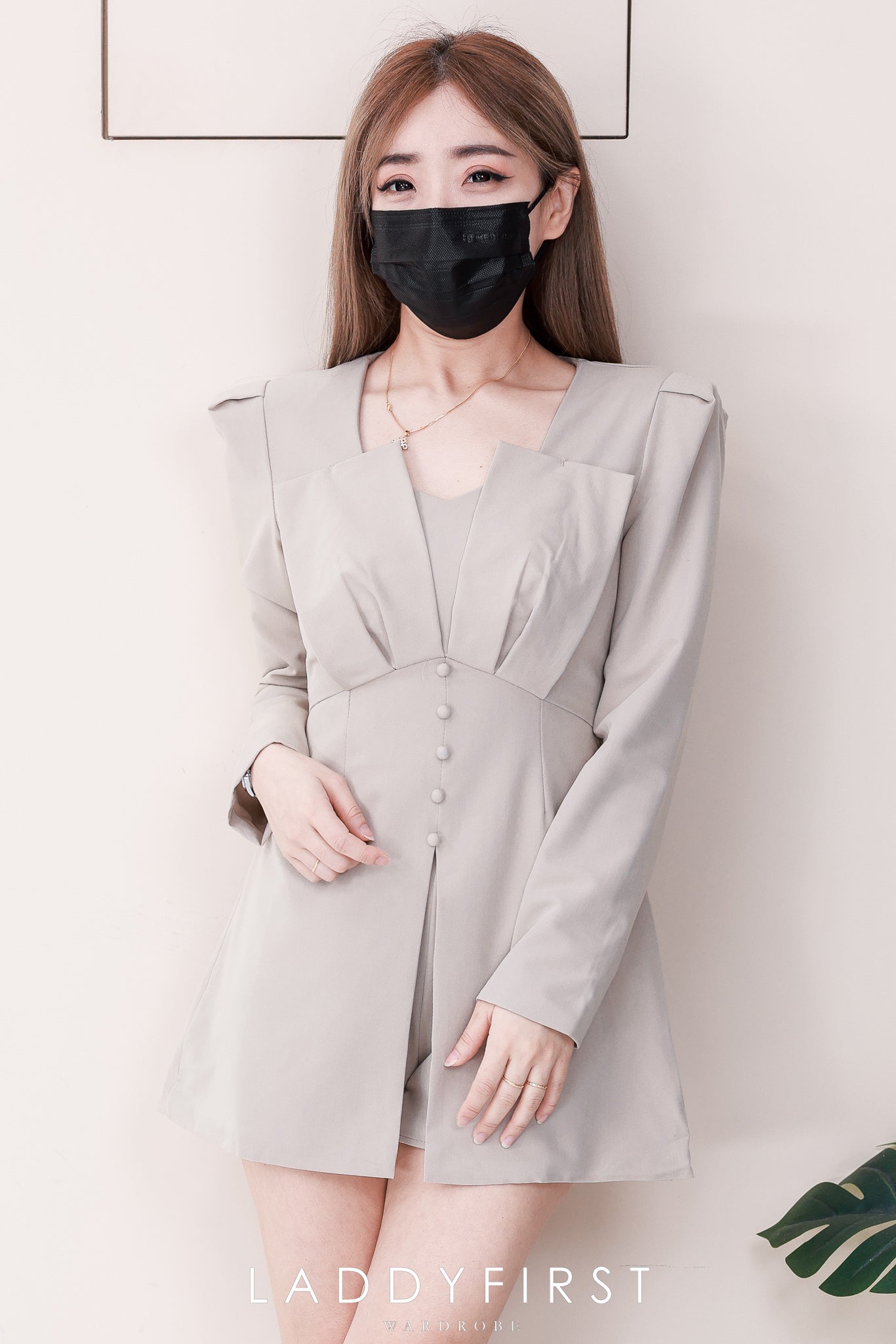 【D71113 / 37555】高品质高级感简约时尚西装长袖连身裤裙 ❤️❤️