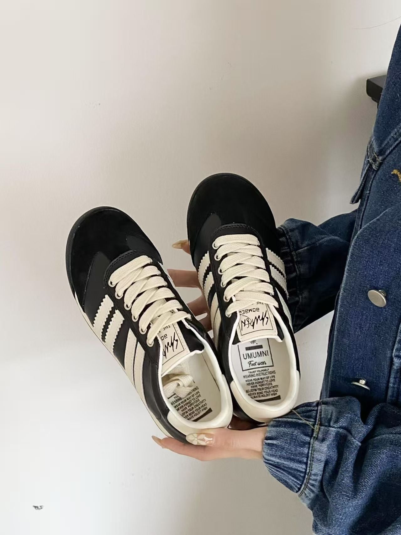 【R1002-1】🔅精选预售款🔅高质量韩系秀气带内增高经典款真皮德训鞋子 ❤️