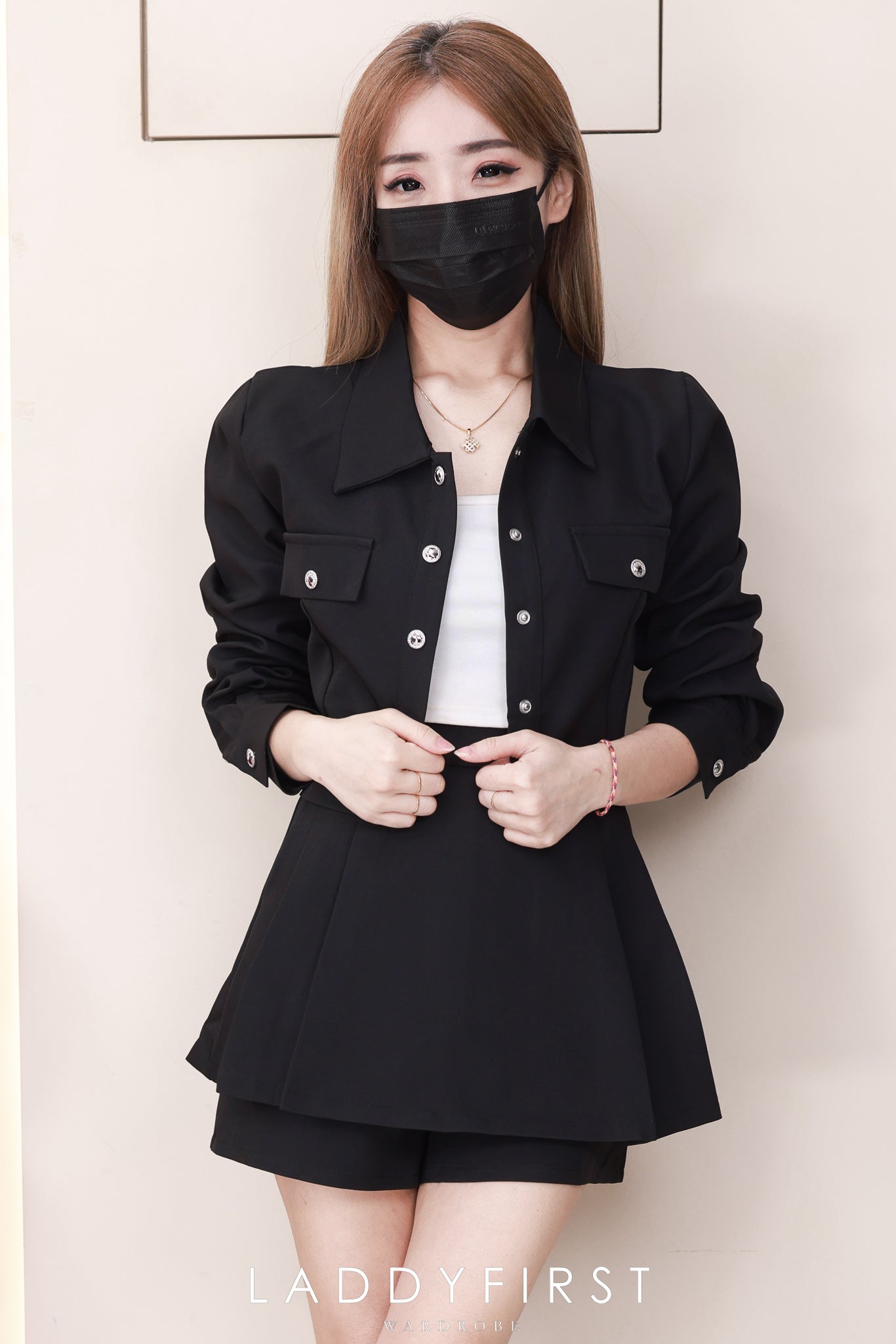 【SS82720】【补厂家现货⚡⚡】高品质两件式韩版工装风套装 翻领长袖上衣/外套➕高腰百搭百褶裤裙，前后裙 ❤️❤️