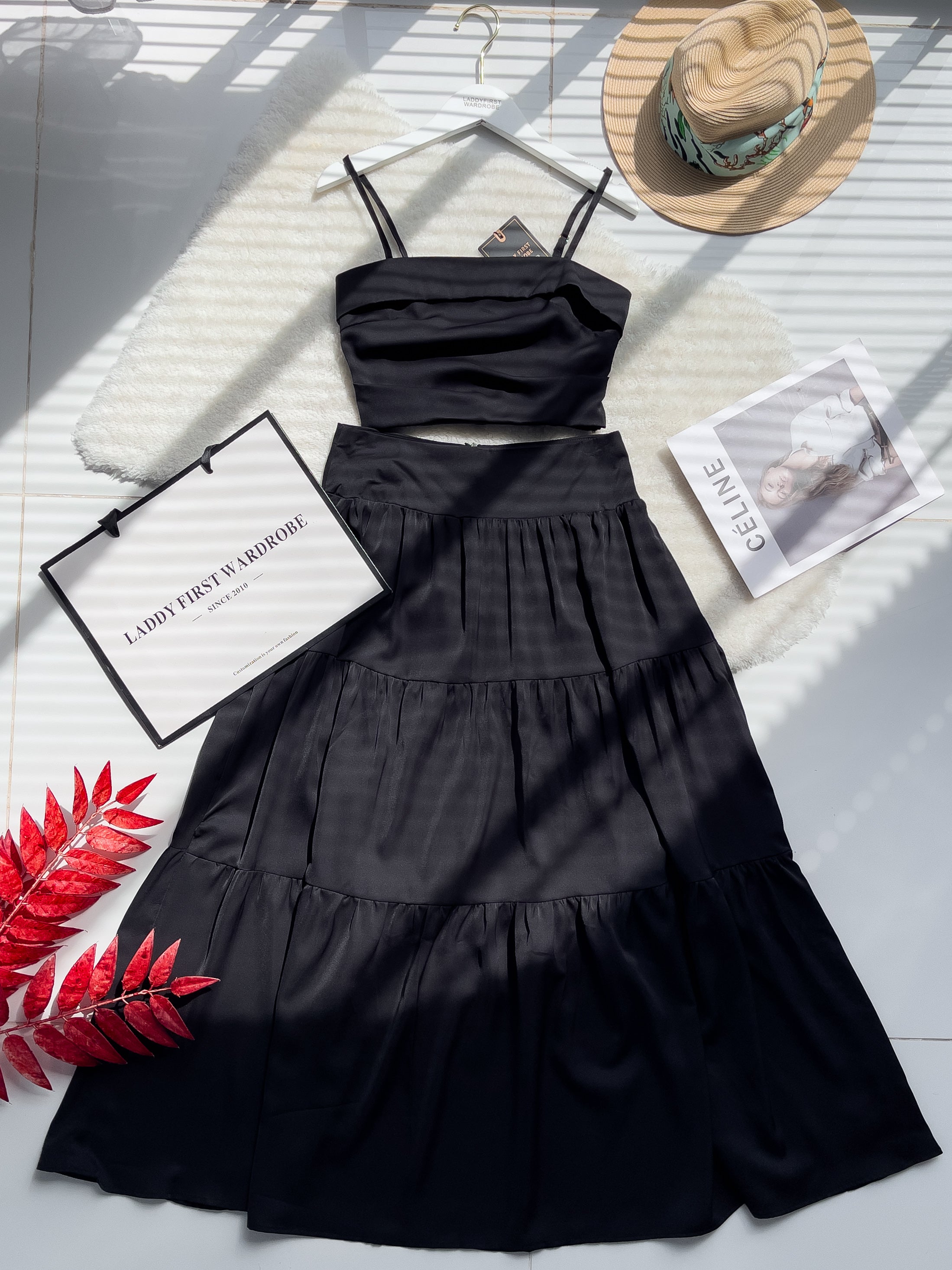 【SS32189】LFW独家爆款两件式仙气温柔风雪纺套装 自调无袖肩带抹胸上衣，后副伸缩弹力➕高腰显瘦大摆蛋糕长裙，内层有里布 ❤️❤️ 【B-R1-C3】