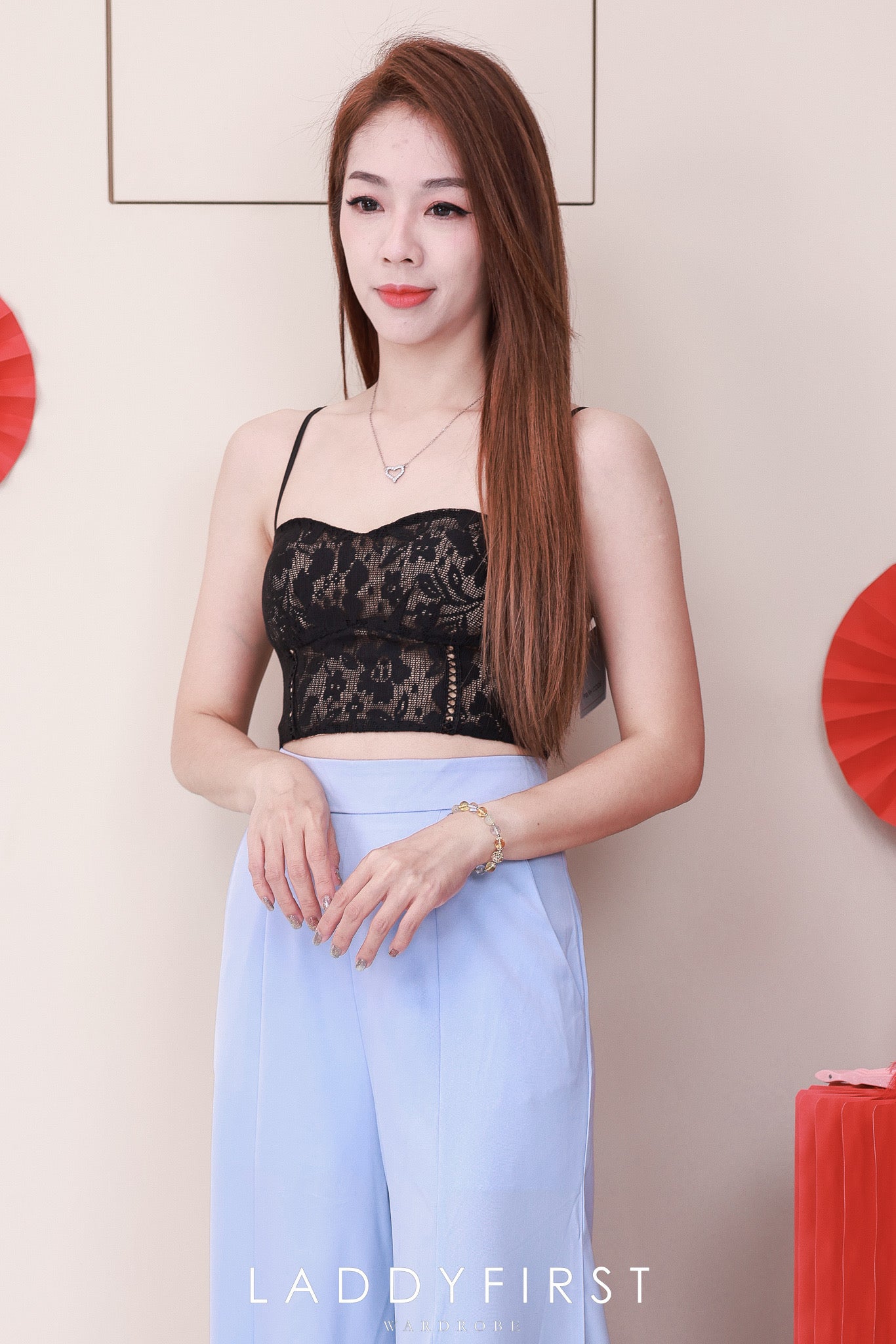 【T38663】高品质性感风短版蕾丝无袖内搭上衣，自调无袖肩带，内层有里布 ❤❤