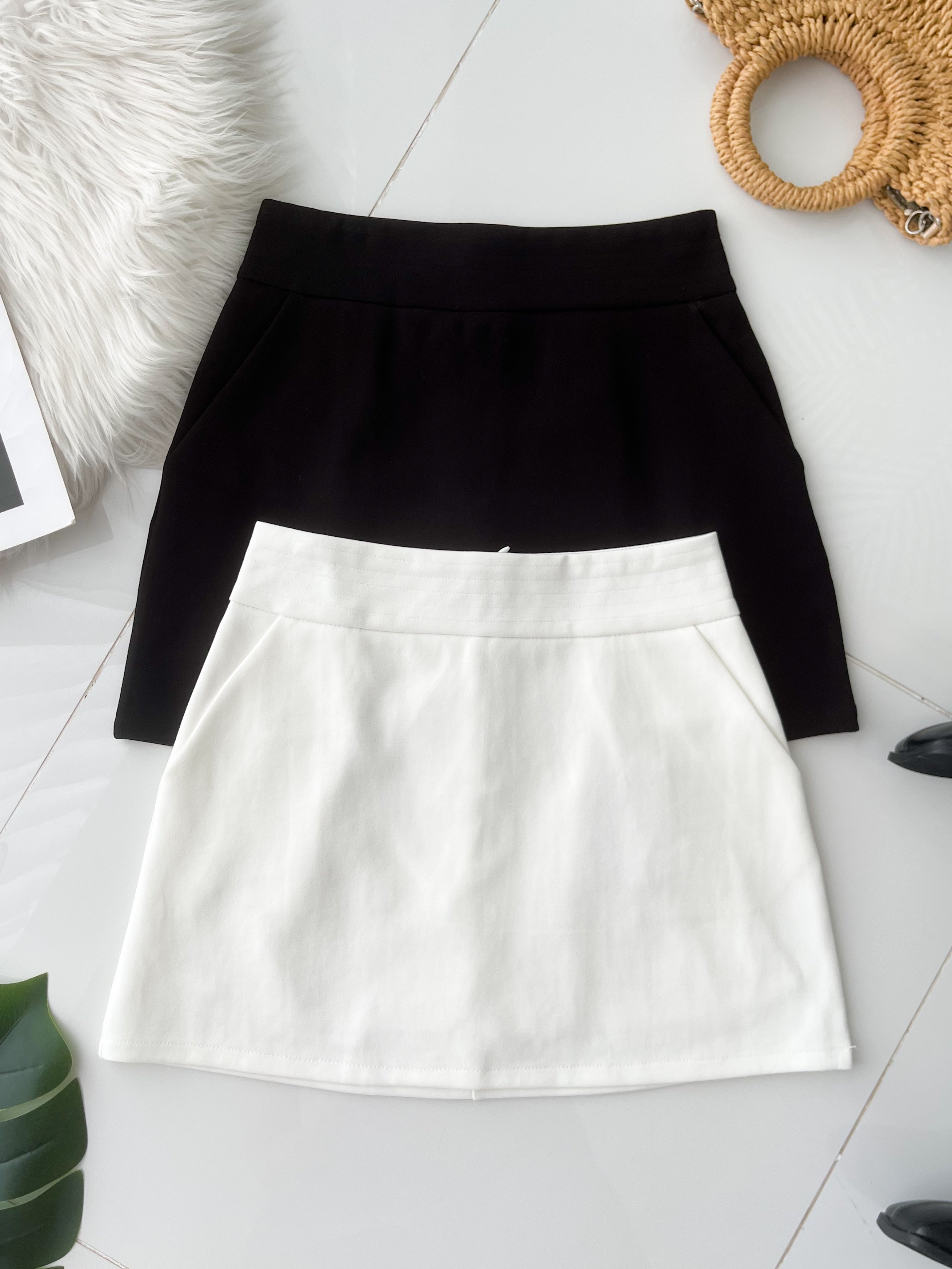 【S50007 / 37611】高品质显腰显瘦简约A字罗马高腰百搭裙子，内层有里布短裤，有口袋 ❤️❤️