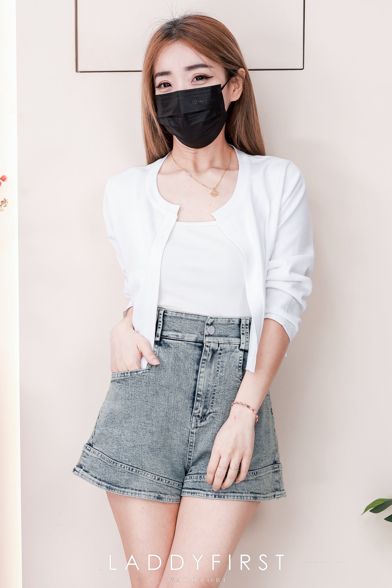 【S2653】高品质强推收腰显瘦雪花牛仔高腰百搭短裤，有口袋 ❤️❤️