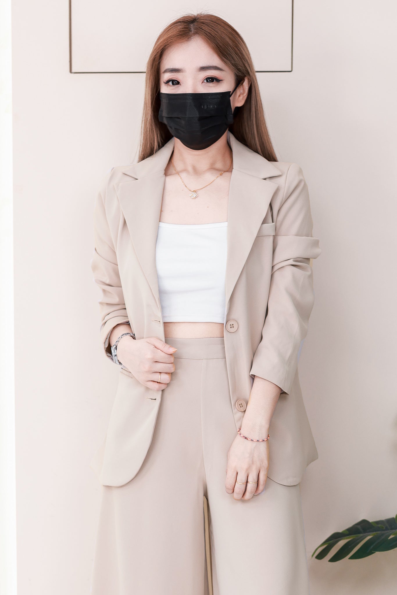 【SS2516】高品质两件式Oversized OL LOOK 气质西装套装 V翻领长袖西装外套➕宽腿阔脚西装高腰百搭长裤，有口袋 ❤️❤️