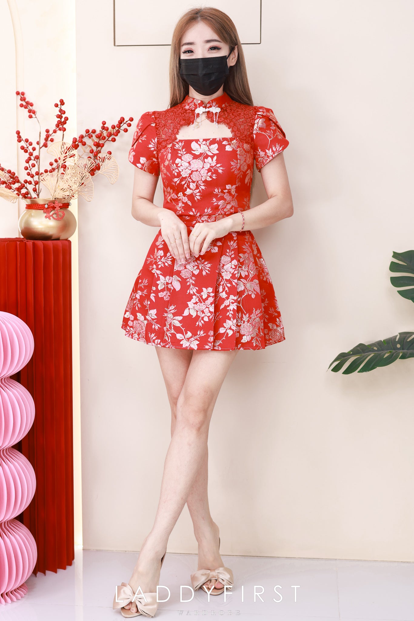 【SS21581 / 37123】高品质两件式新中式提花旗袍套装 泡泡袖提花旗袍上衣➕提花百褶高腰裙子，内层有里布短裤 ❤️❤️