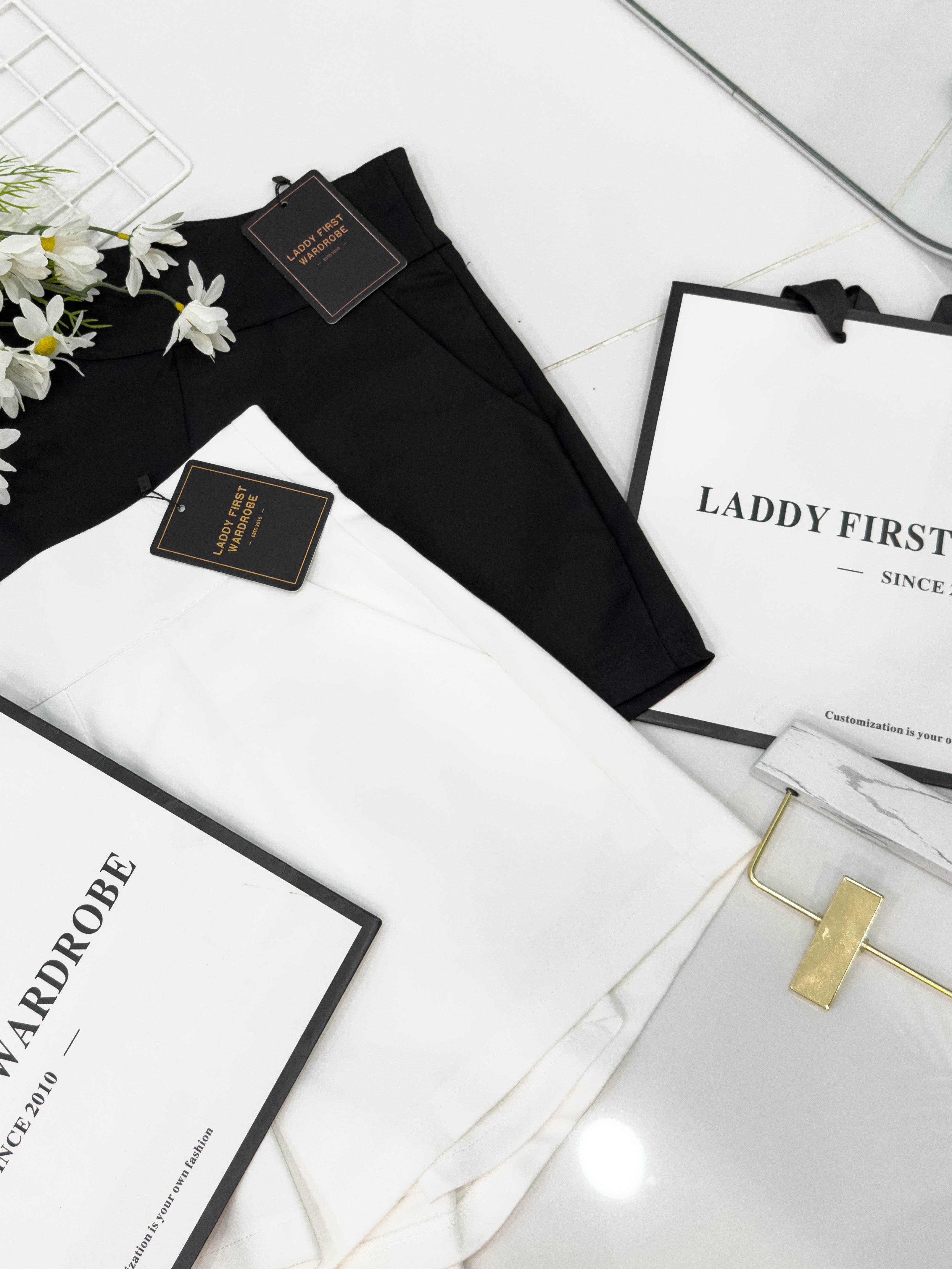 【S7885】【网站福利款✨】独家爆款【万能爸爸】西装高腰百搭短裤，后中拉链有口袋