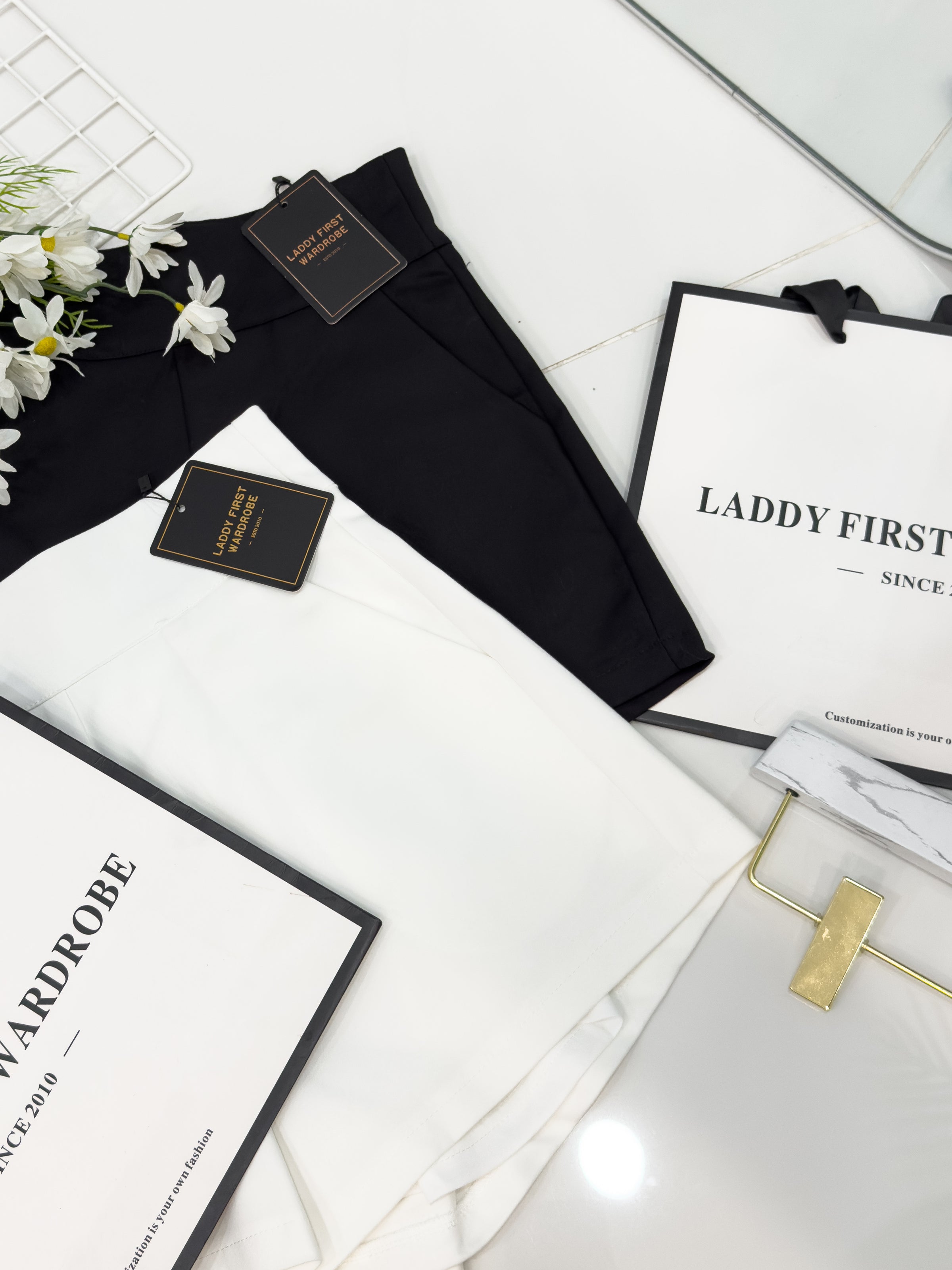 【S7885】【网站福利款✨】独家爆款【万能爸爸】西装高腰百搭短裤，后中拉链有口袋【B-R2-C6】