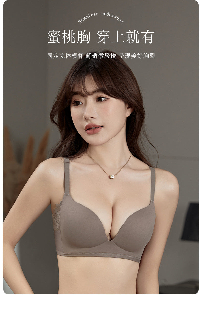【A9011】🌟现货🌟 巨好穿 ! 巨推荐 ! 肩带可调节可拆除无痕内衣❤❤