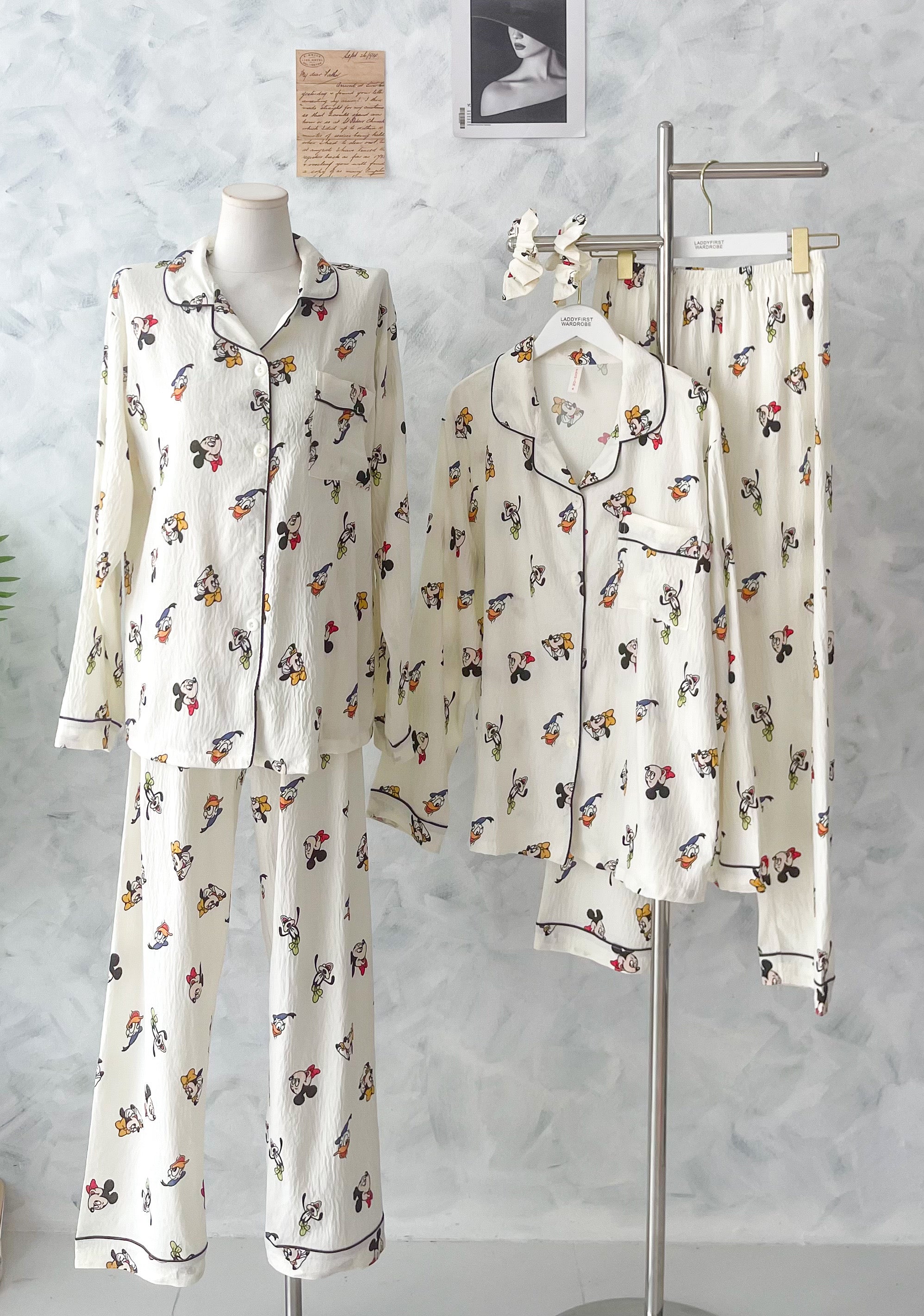 【SW8809】高品质两件式MICKEY MOUSE 图案睡衣套装 长袖上衣➕长裤❤️❤️