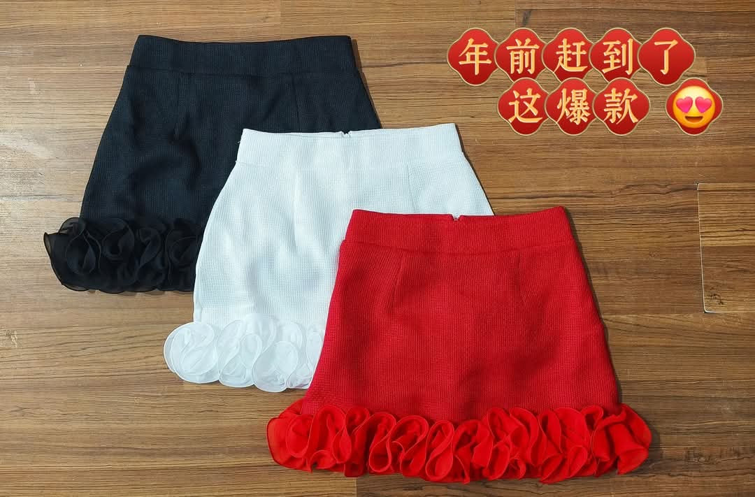 【S8236941】【LFW独家小圆饼】独家爆款高品质时尚气质高级仙气小香风拼接下摆立体花瓣高腰百搭裙子 ❤️❤️