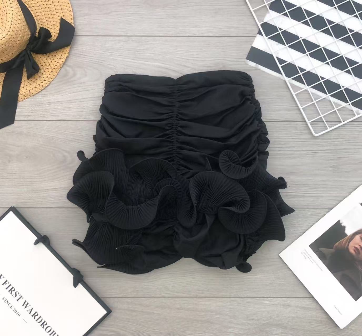 【S2384】【补厂家现货⚡️⚡️】高品质法式名媛风立体花瓣木耳边皱褶修身显腰高腰裙子，内层有里布短裤 ❤️❤️