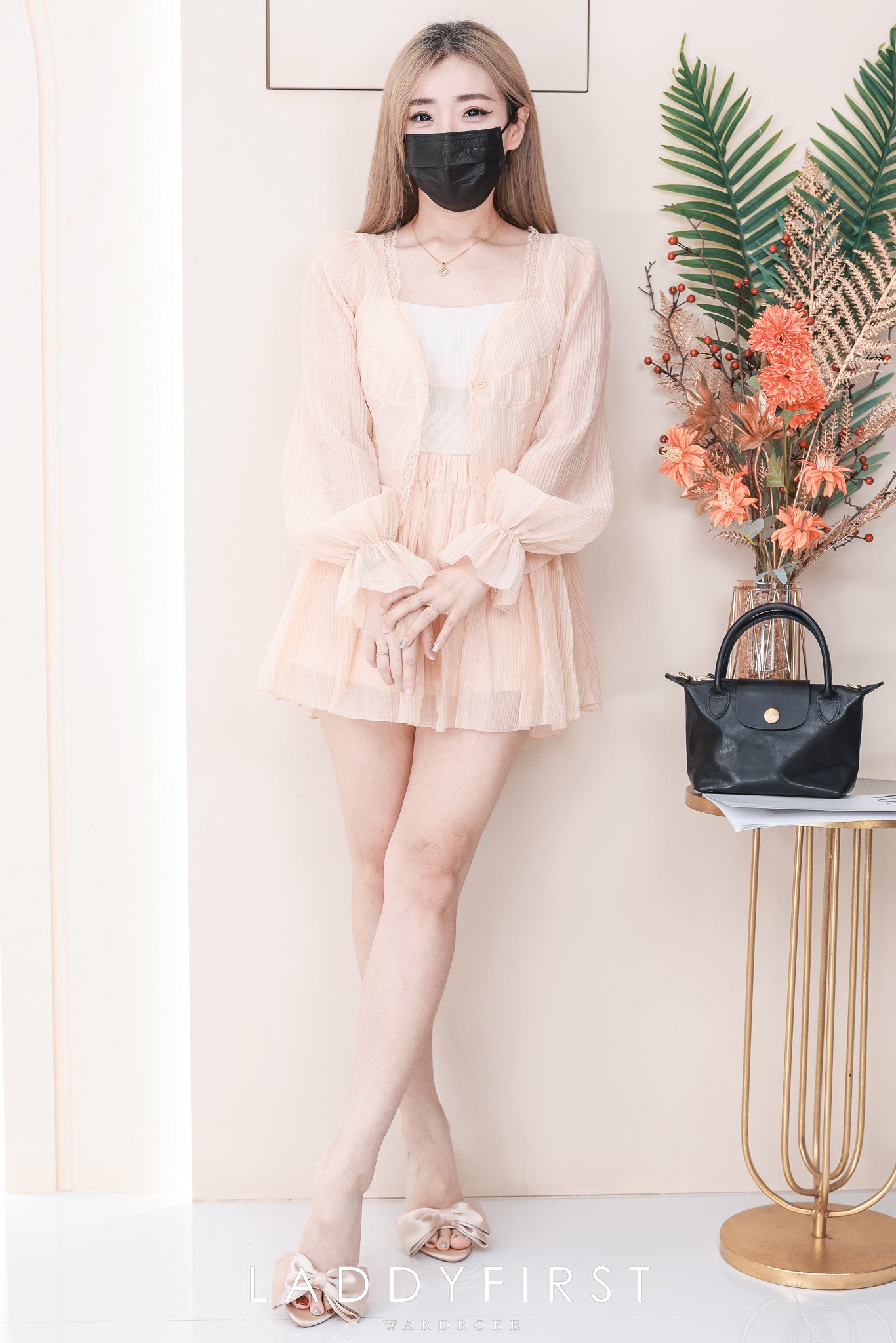 【SS52855】高品质三件式韩式温柔风时尚套装 自调无袖肩带内搭上衣➕透视雪纺外套➕松紧腰弹力减龄百搭裙子，内层有里布短裤 ❤️❤️