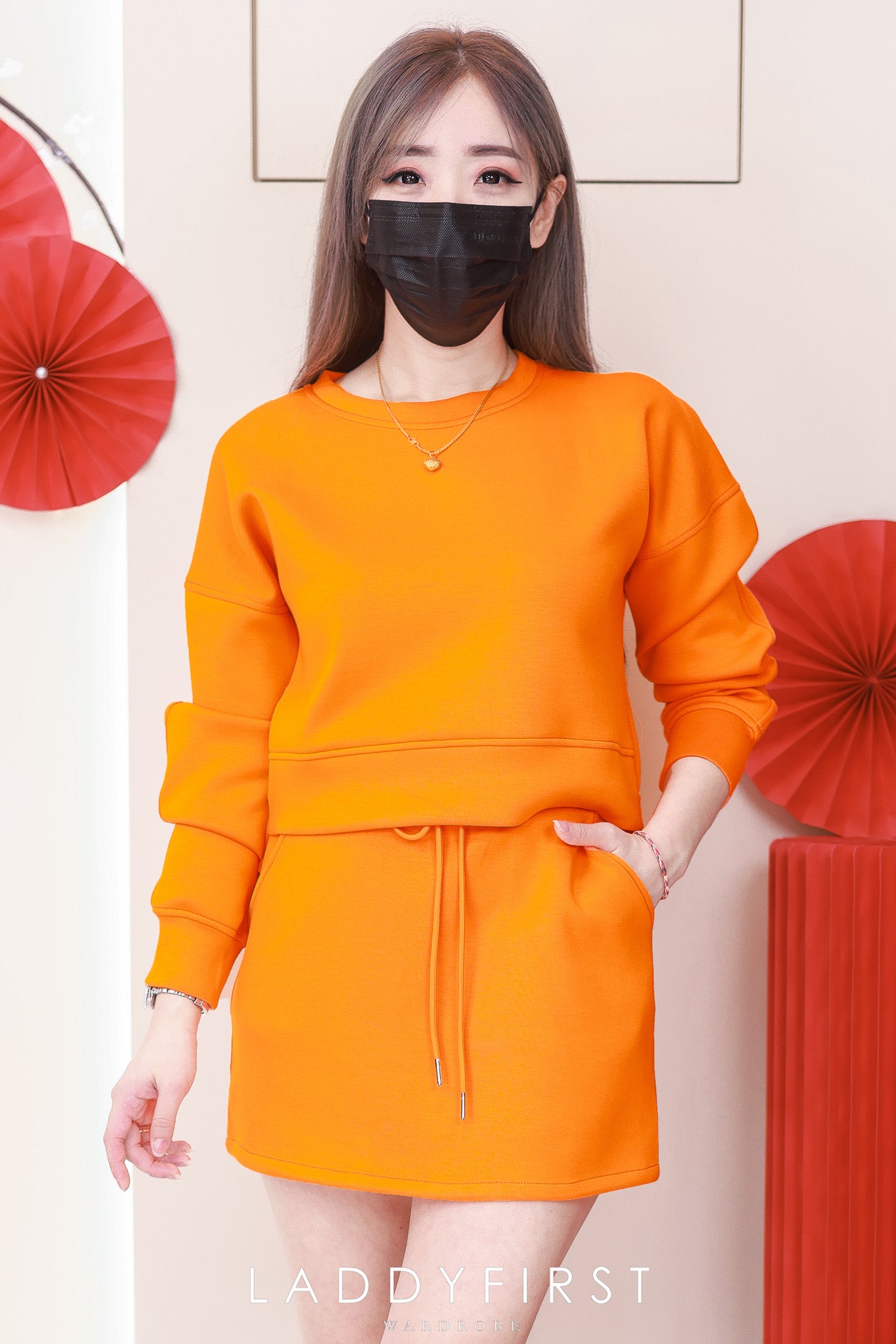【SS1678】LFW独家爆款高品质两件式冰凉空气棉韩版休闲时尚套装 圆领宽松长袖上衣➕松紧腰弹力A字高腰百搭裙子，内层有里布短裤，有口袋 ❤️❤️