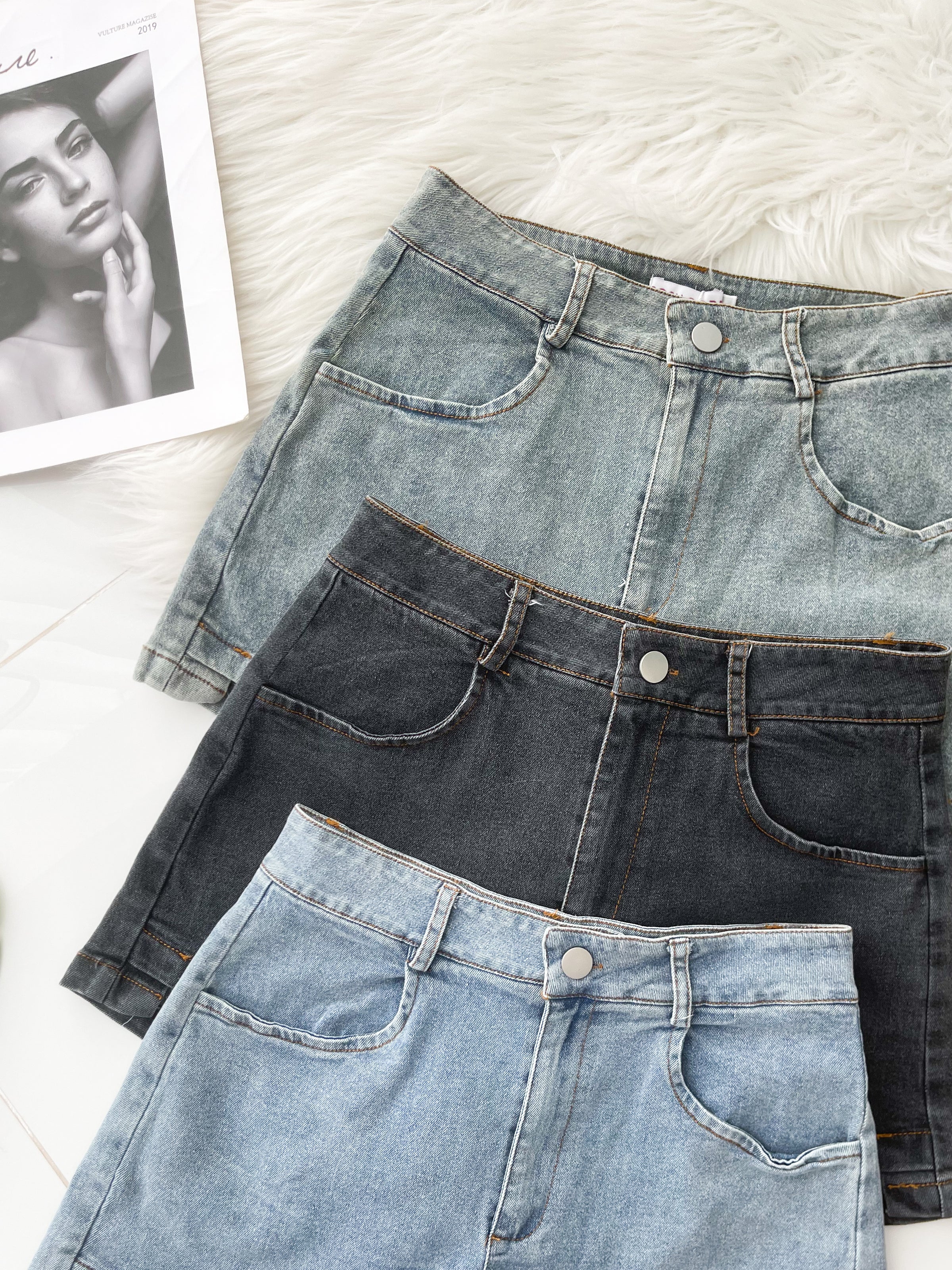 【S4969 / 19741】高品质COTTON JEANS简约日常休闲百搭牛仔长裤，有口袋 ❤️❤️