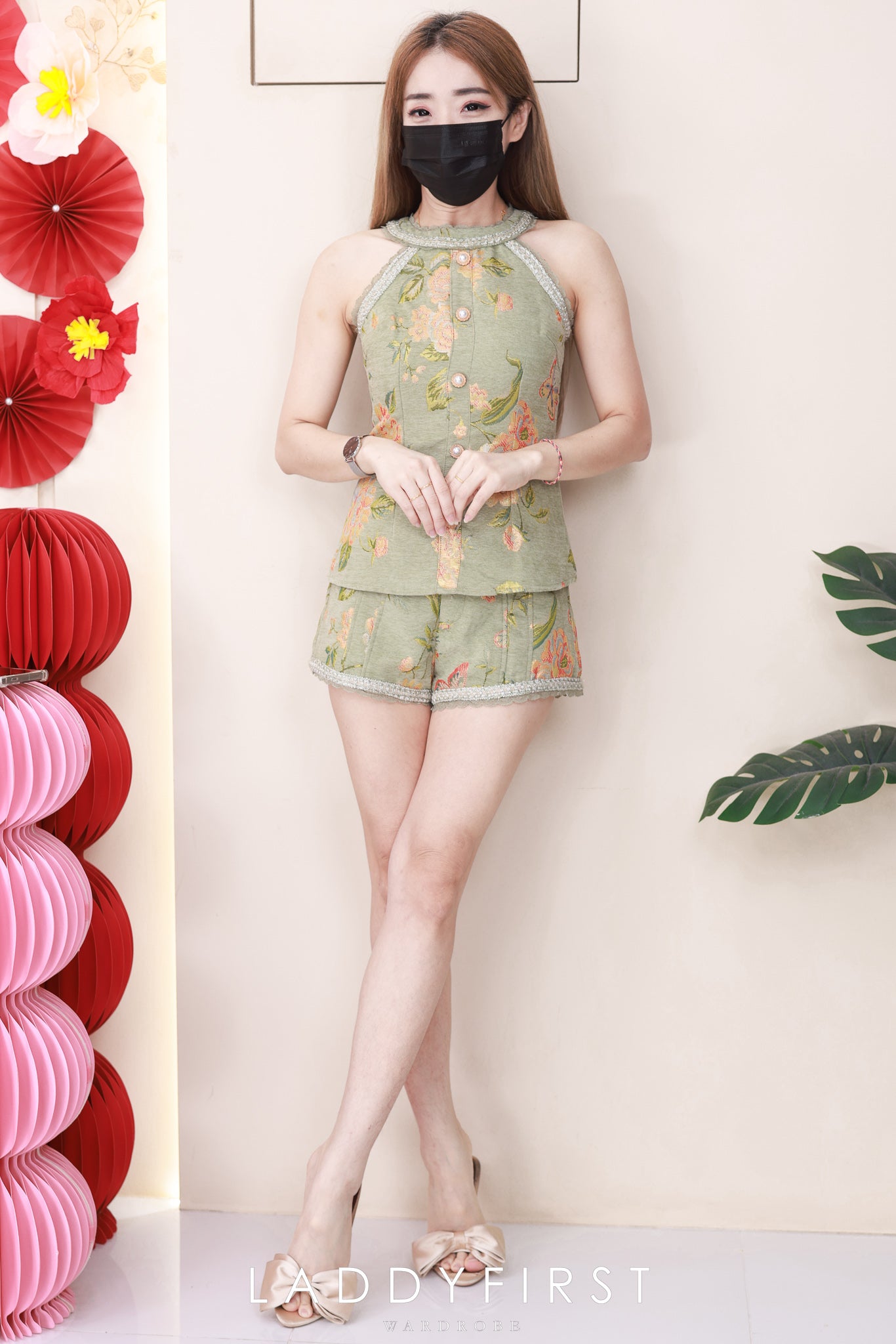 【SS3494】🧧 宠粉福利回馈 🧧 【LFW独家小圆饼】高品质两件式雪尼尔棉质CUT IN提花套装 无袖CUT IN收腰设计上衣➕高腰短裤，有口袋 ❤️❤️
