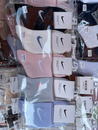 【P7239】✨现货✨ 高颜值防臭抗菌百搭袜子 🧦