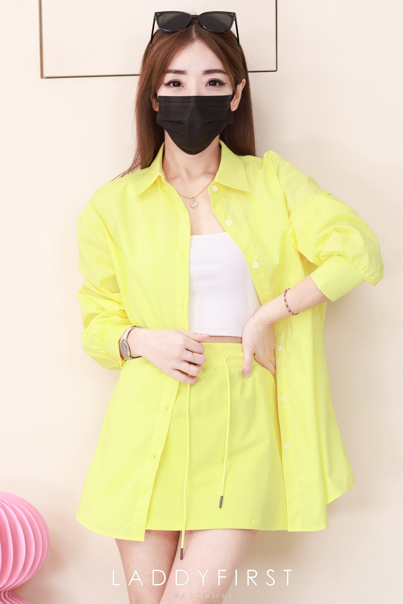 【SS3540】＊高质量套装回馈＊【LFW独家小圆饼】高品质两件式韩式气质感衬衫时尚套装 宽松版翻领长袖衬衫上衣➕卫衣棉松紧腰弹力高腰裙子，内层有里布短裤 ❤️❤️