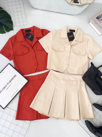 【SS9331】LFW独家爆款 高品质两件式欧美减龄款西装时尚百搭套装 西装翻领短袖上衣，可当小外套穿搭➕西装百褶高腰裙子，内层有里布短裤 ❤️❤️【B-R2-C6】