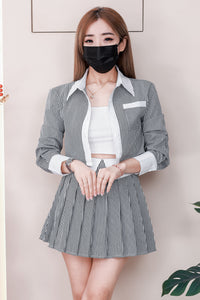 【SS25234】高品质两件式韩式减龄时尚线条套装 翻领长袖短版上衣➕百褶高腰百搭裙子，内层有里布短裤 ❤️❤️ 【C-R1-C4】