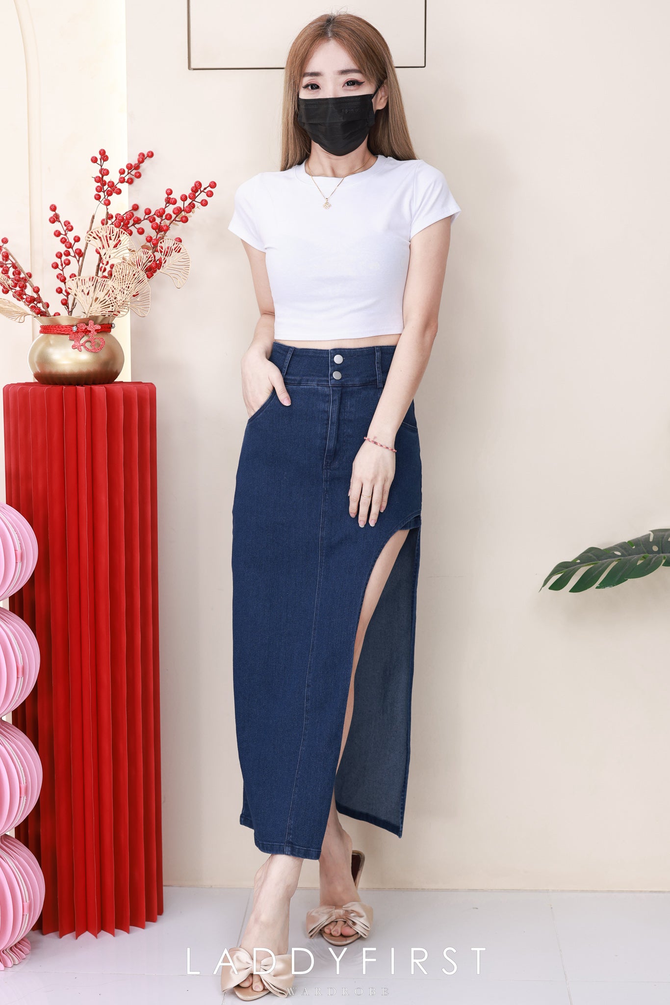 【L5806】高品质韩版COTTON JEANS半边露腿牛仔高腰裙子，内层有短裤，有口袋 ❤️❤️