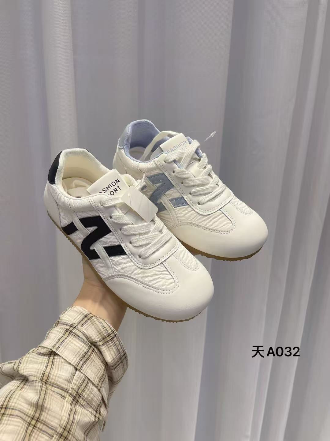 【RA032】✨现货✨ 高质量复古风休闲百搭德训鞋子 ❤️