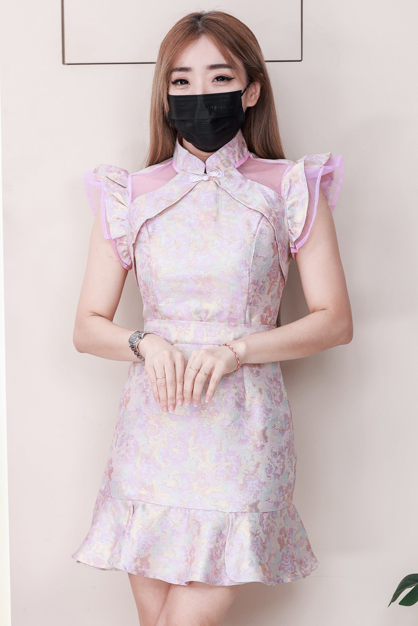 【SS21778 / 91320】高品质两件式高端气质新中式提花旗袍套装 荷叶袖提花旗袍上衣➕荷叶下摆设计提花裙子，内层有里布短裤 ❤️❤️