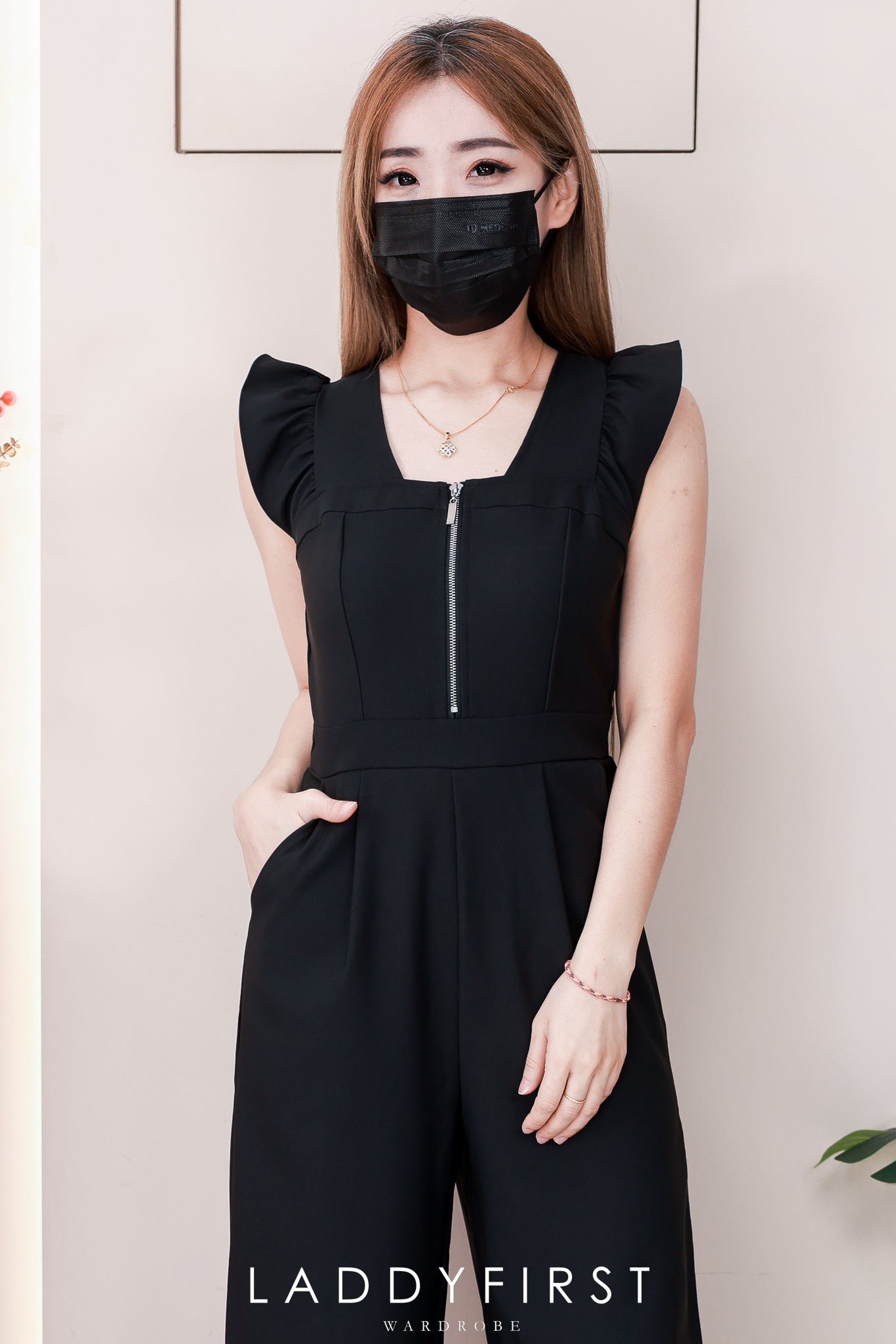 【D22580】高品质无袖荷叶边简约款西装连身长裤，有口袋 ❤❤【B-RU】