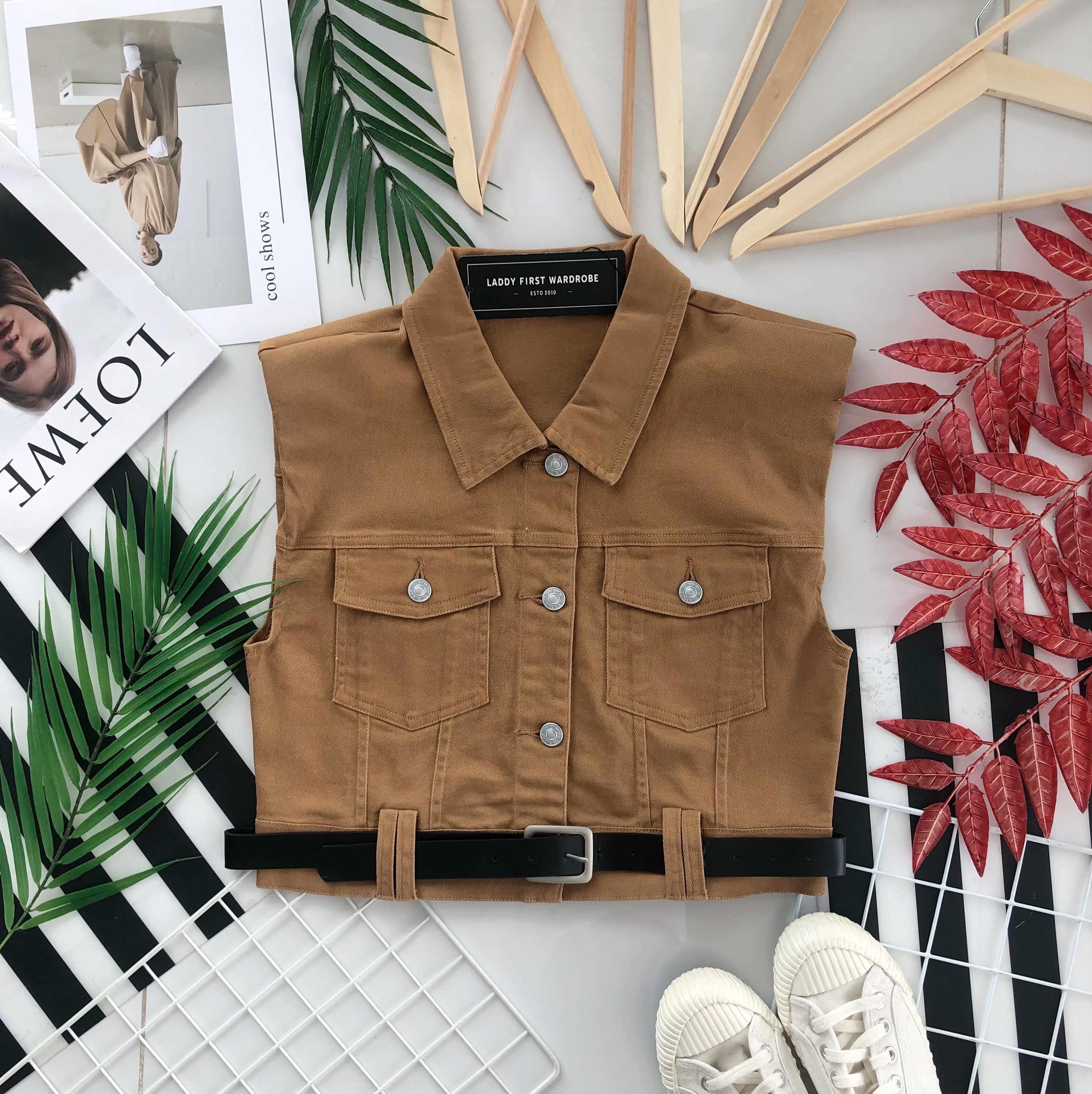 【T121366】翻领无袖加肩垫牛仔马甲外套/上衣 #搭配配送腰带 #有肩垫 ❤️❤️