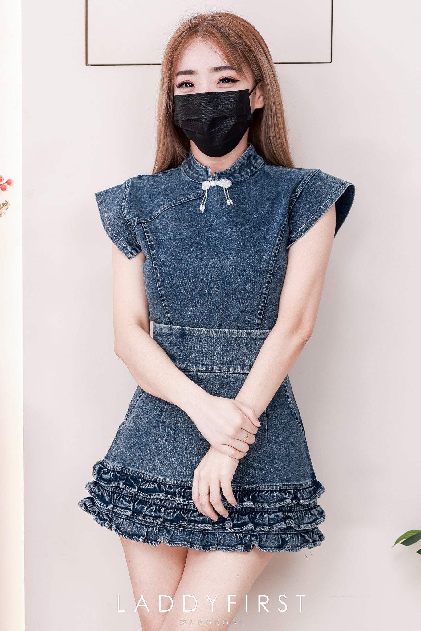 【SS6863】高品质两件式可盐可甜雪花牛仔旗袍套装 精致珍珠盘扣牛仔旗袍上衣➕层次荷叶下摆A字牛仔高腰裤裙，有口袋 ❤️❤️【A-R2-C1】