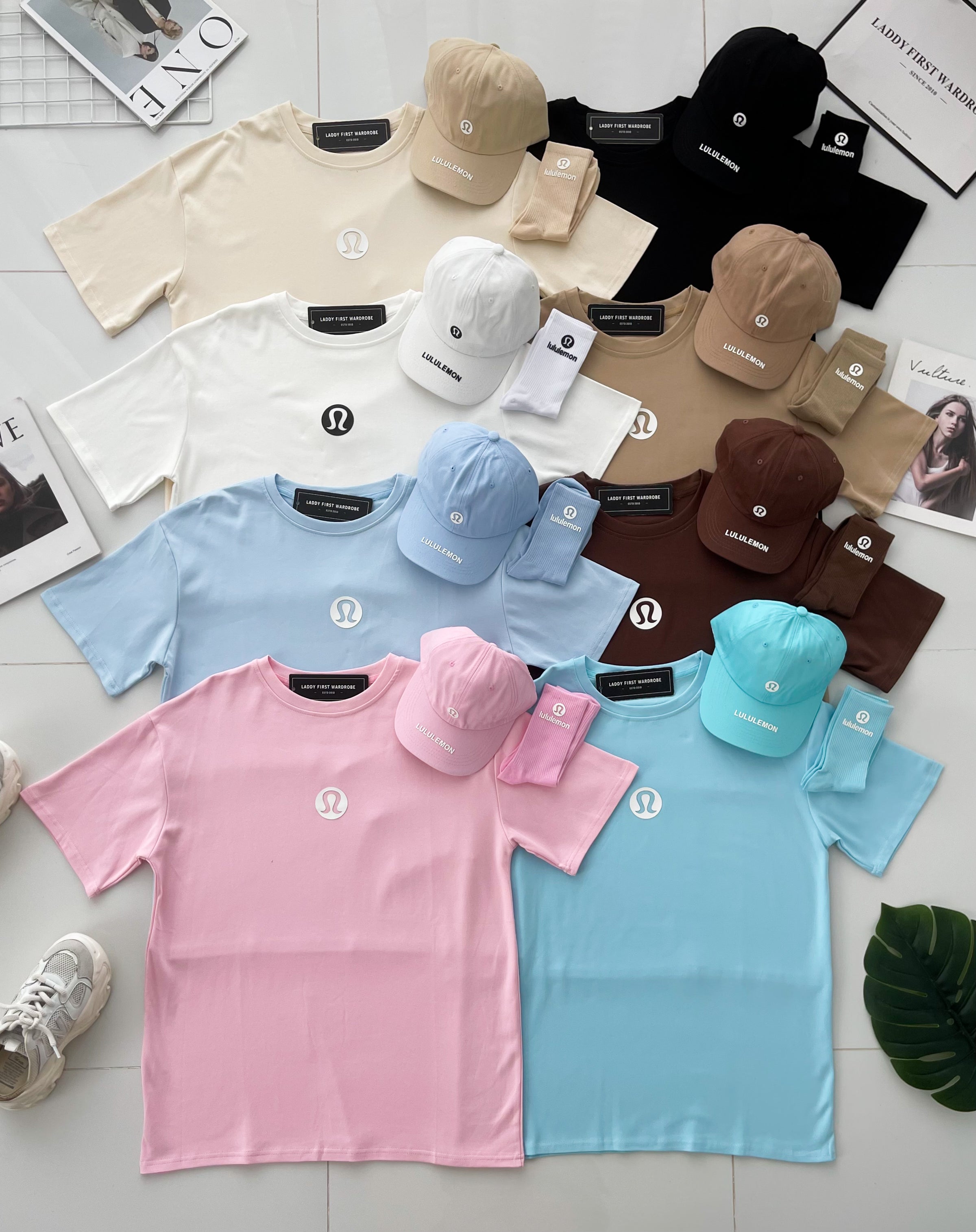 【O1167】高品质三件套男女同款纯棉Oversized 潮流时尚上衣 ❤️❤️ 上衣👕➕帽子🧢➕袜子🧦【A-RU11】
