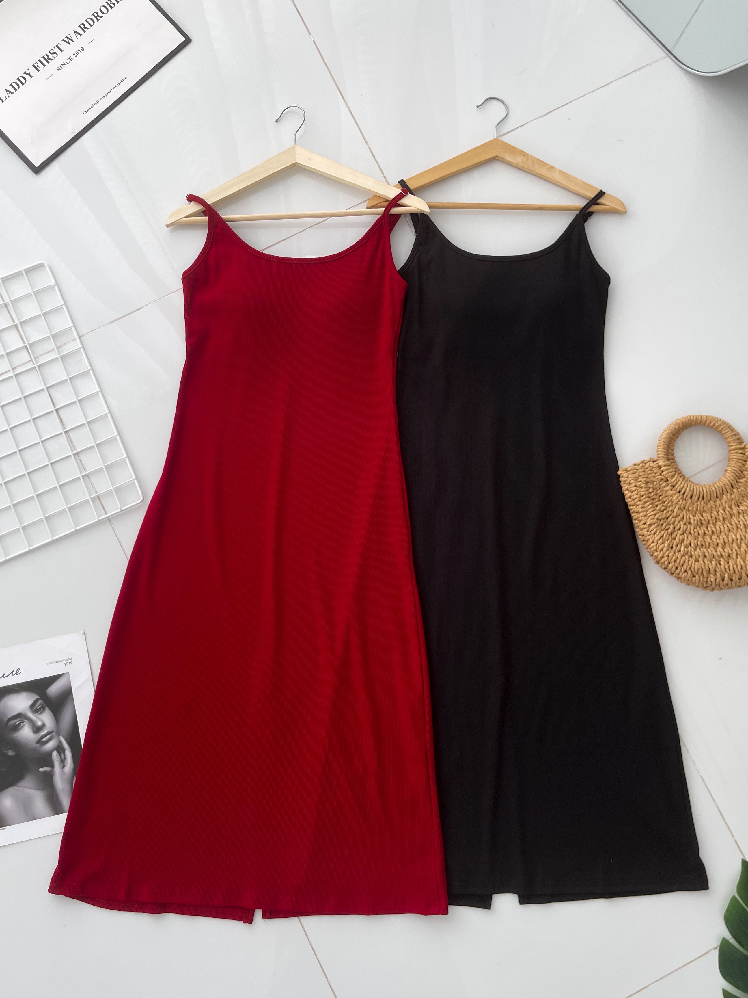 【D82702】高品质带胸垫自调无袖肩带螺纹弹力慵懒休闲风百搭连身裙子 ❤❤