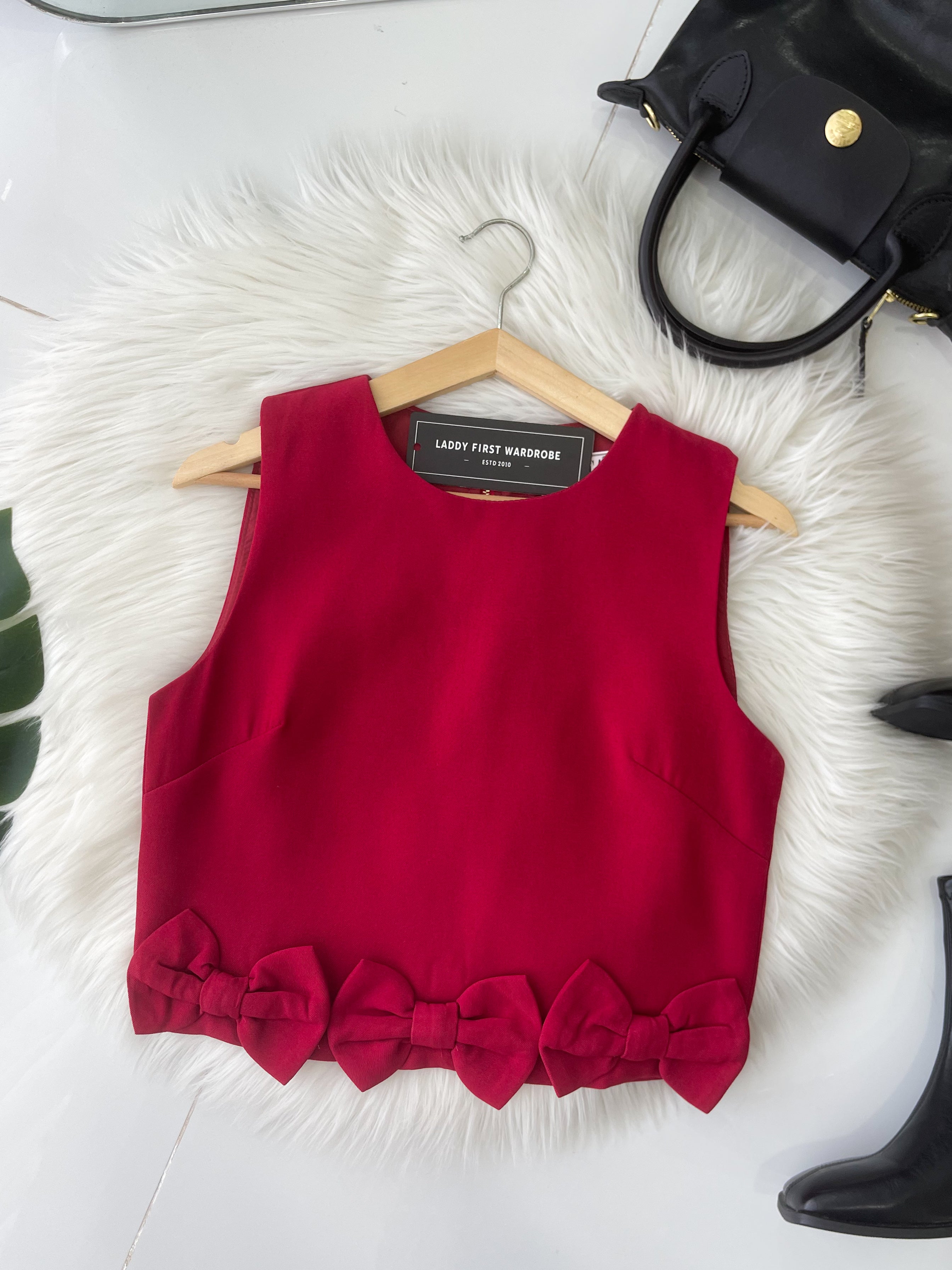 【T8238181】【补厂家现货⚡️⚡️】高品质甜美温柔款立体蝴蝶结无袖上衣 ❤❤