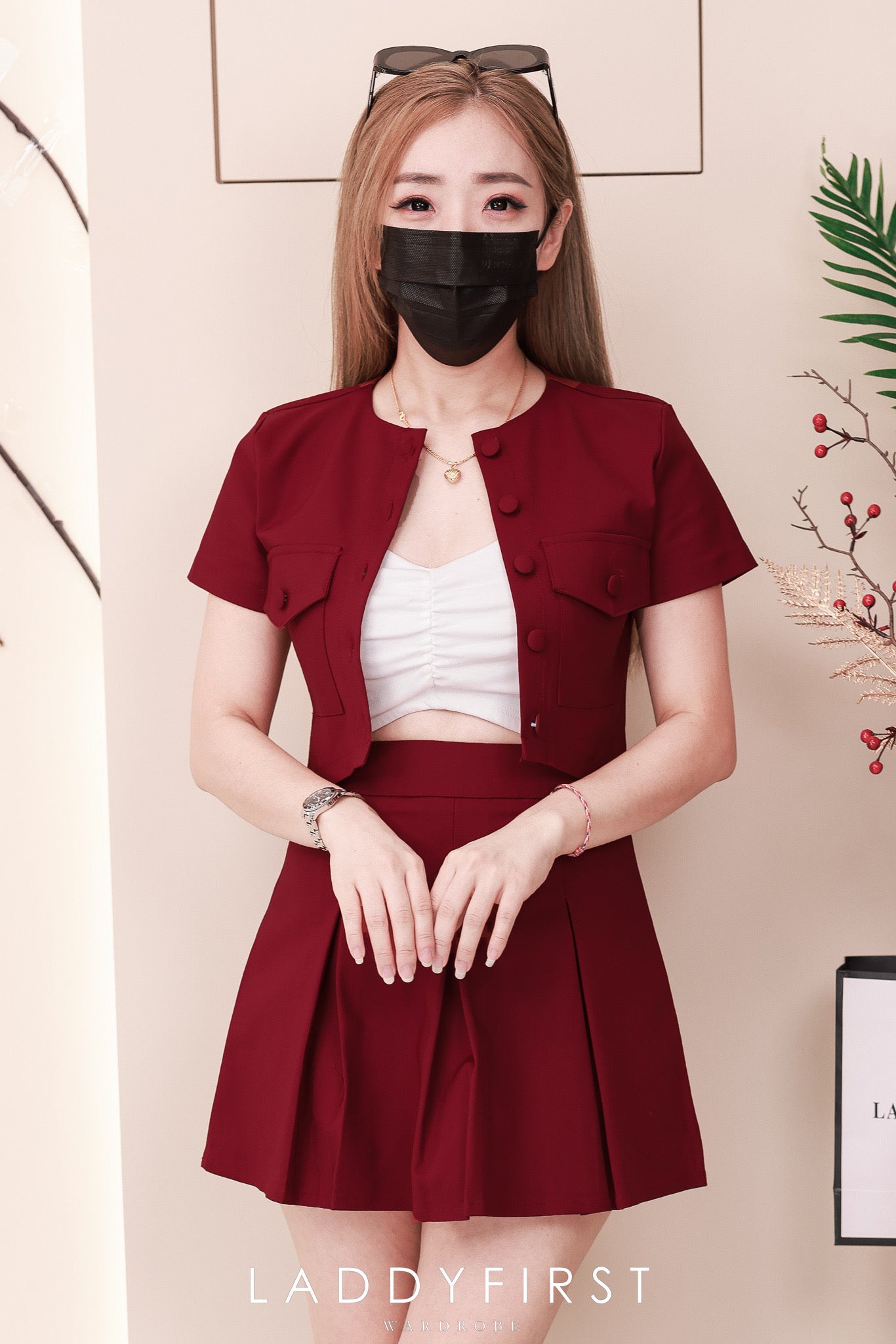 【SS66586】高品质两件式西装时尚百搭套装 圆领短袖西装上衣➕百褶西装高腰裙子，内层有里布短裤 ❤️❤️