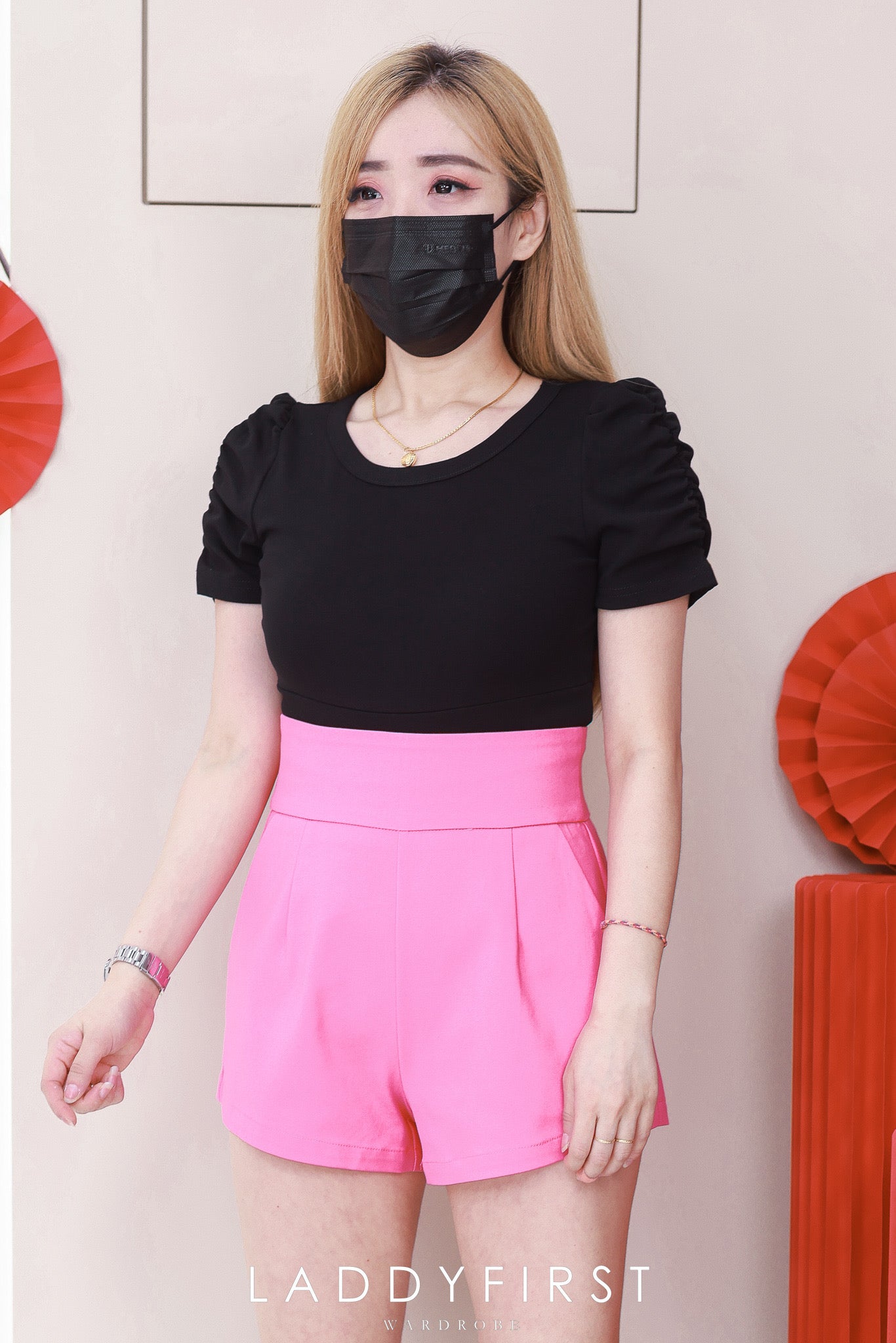 【S68210】LFW独家爆款【万能姐姐】高品质万能系列休闲简约日常百搭款西装高腰短裤，有口袋 #人人必入手 #必备百搭款 #高腰显瘦 ❤️❤️ 【C-R2-C6】