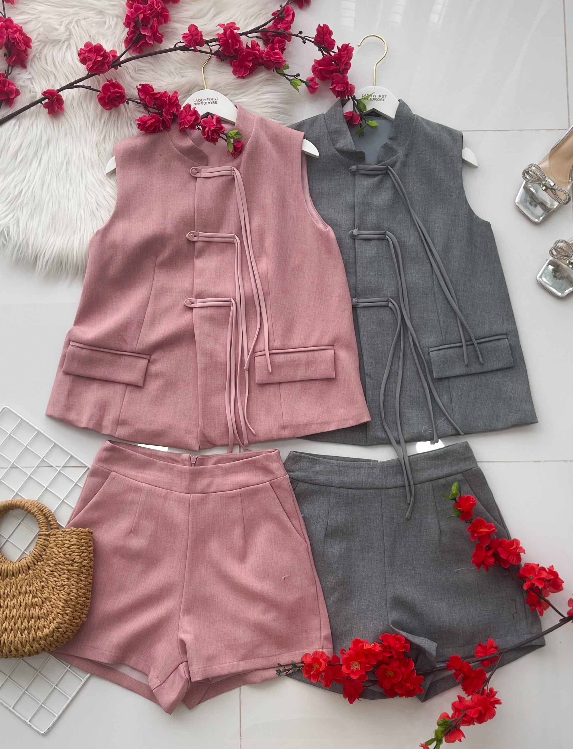 【SS23530】高品质两件式新中式国风马甲式旗袍套装 马甲式宽松版旗袍上衣➕西装高腰百搭短裤，有口袋 ❤️❤️