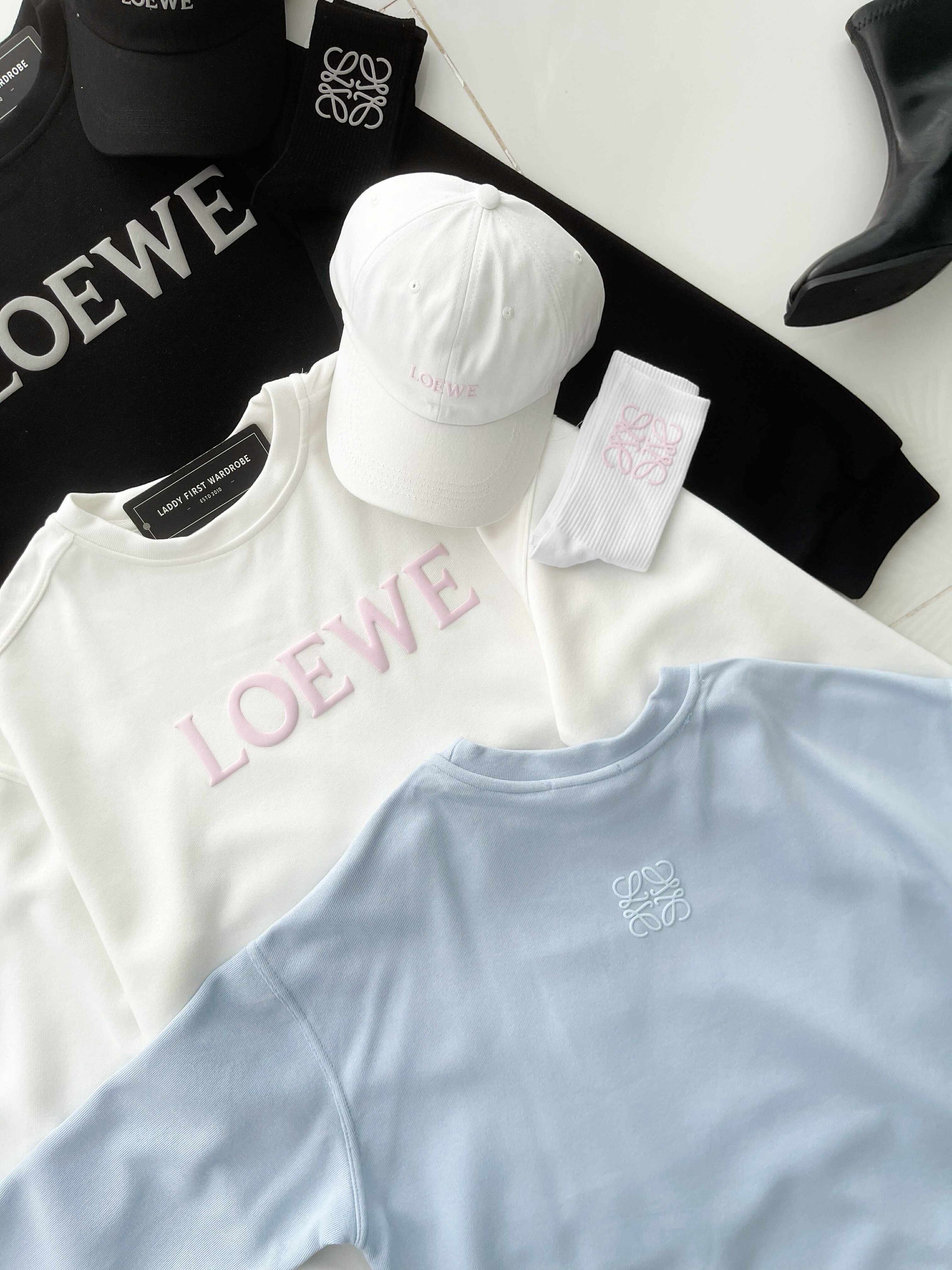 【O80222】高品质三件套男女同款厚实卫衣棉Oversized 潮流时尚长袖上衣 ❤️❤️ 上衣👕➕帽子🧢➕袜子🧦【A-RU3】