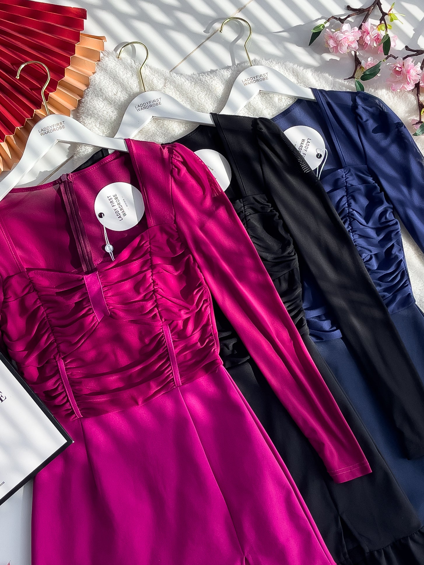 【D8228421】【LFW独家小圆饼】高品质透视网纱皱褶长袖上衣拼接荷叶摆西装连身裙子，内层里布短裤 ❤️❤️