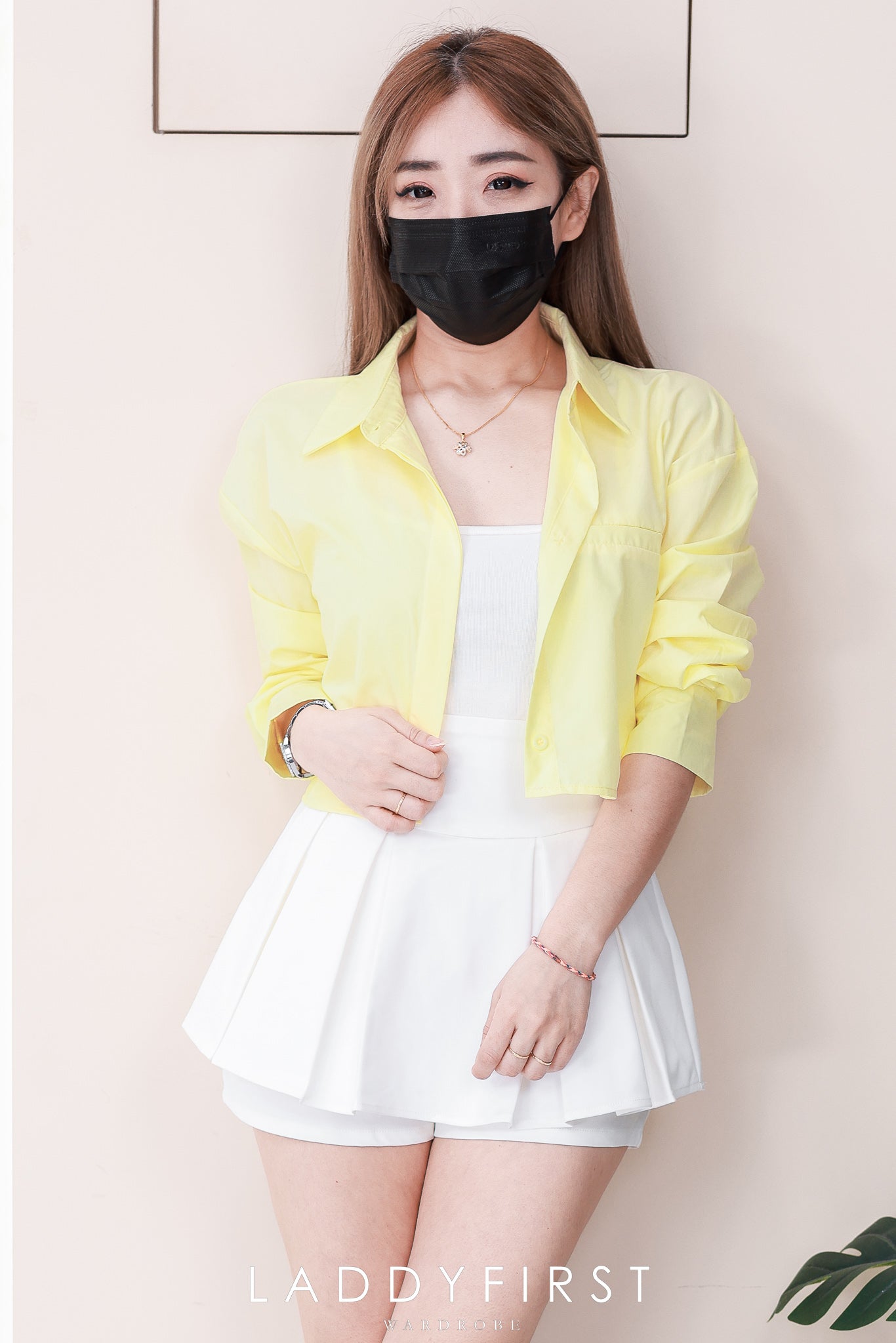 【T82656】【补厂家现货⚡⚡】高品质爆款宽松短版简约衬衫百搭长袖上衣 / 外套 ❤❤