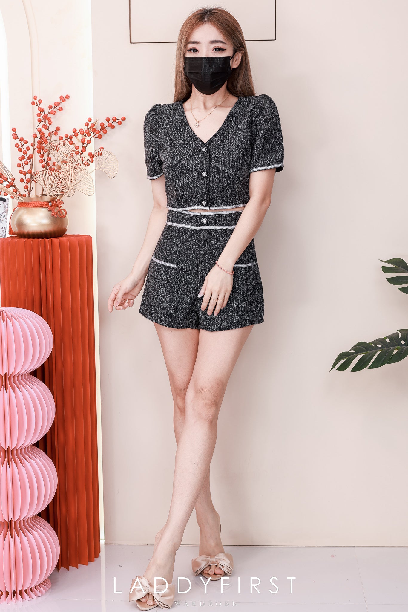 【SS110854】【补厂家现货⚡️⚡️】高品质质两件式精致小香风时尚套装 小香风短袖上衣➕小香风高腰百搭短裤 ❤️❤️