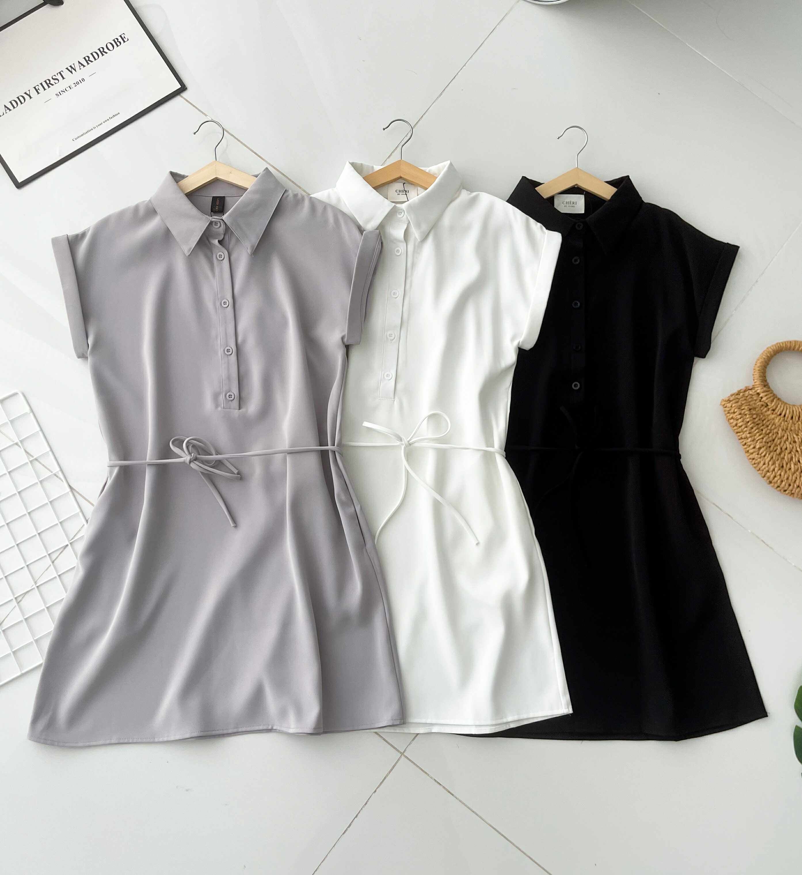 【D1783】独家爆款高品质翻领短袖收腰自绑细带西装垂感慵懒休闲风连身裙子，有口袋 ❤️❤️【A-R2-C1】