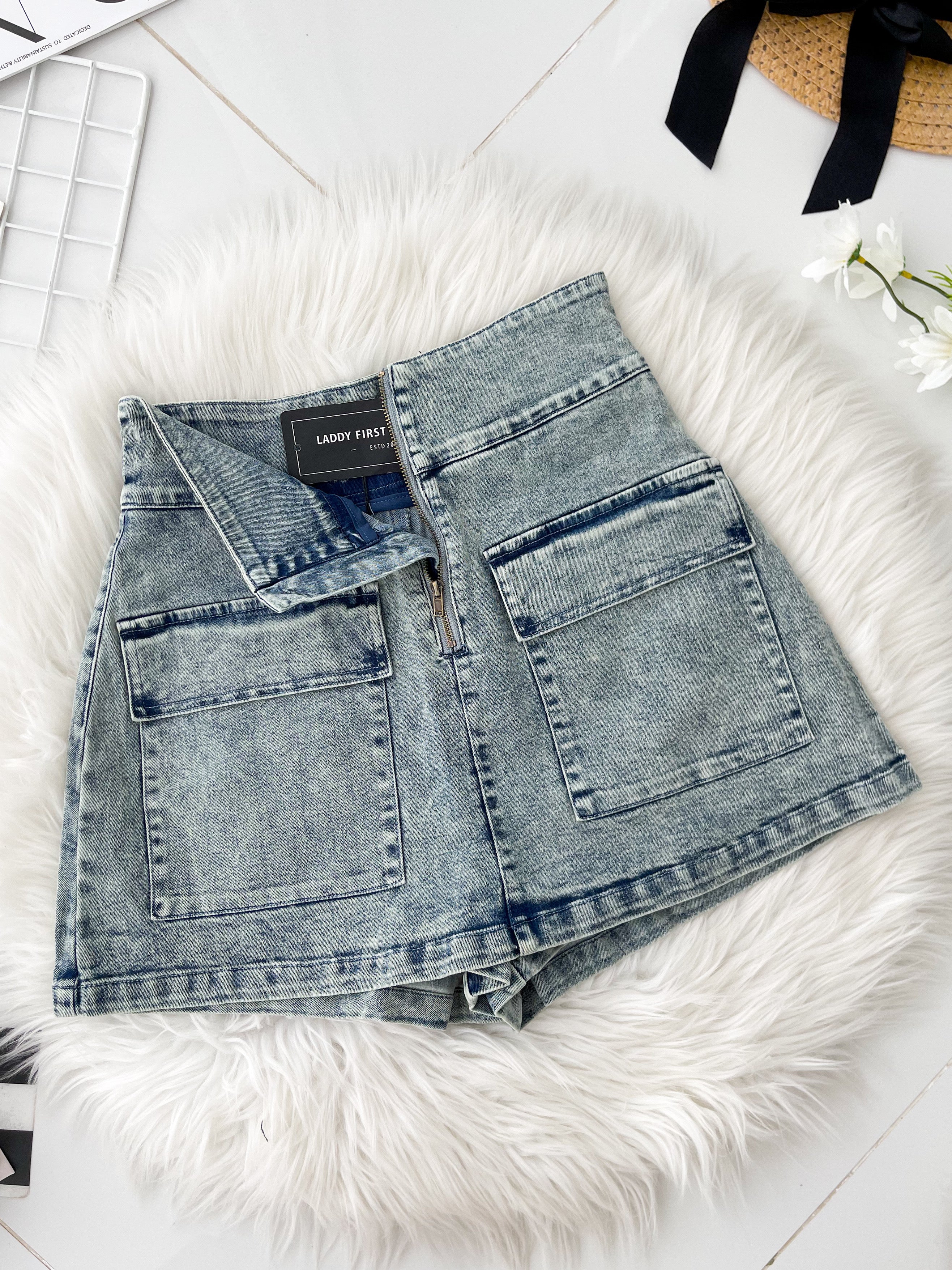 【S180】高品质COTTON JEANS牛仔弹力A字高腰百搭裤裙，前裙后裤有口袋 ❤️❤️