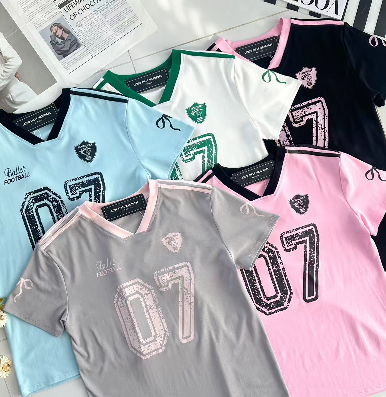 【T14038 / 8988】高品质拼色V领纯棉弹力宽松版球衣Oversized 百搭上衣 ❤️❤️